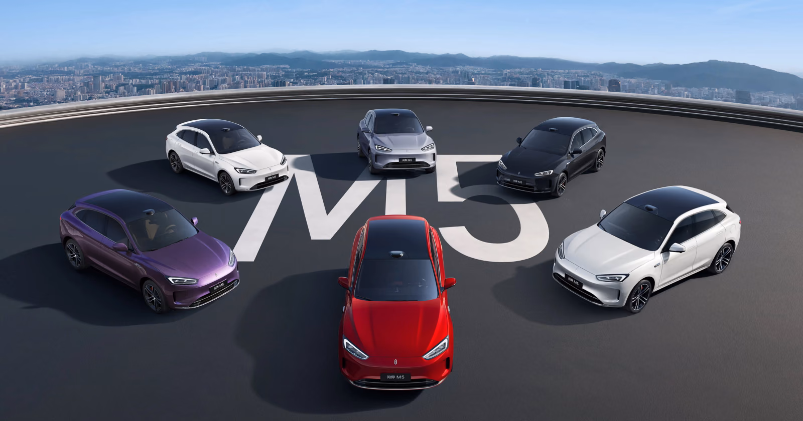 Линейка цветов кузова AITO M5