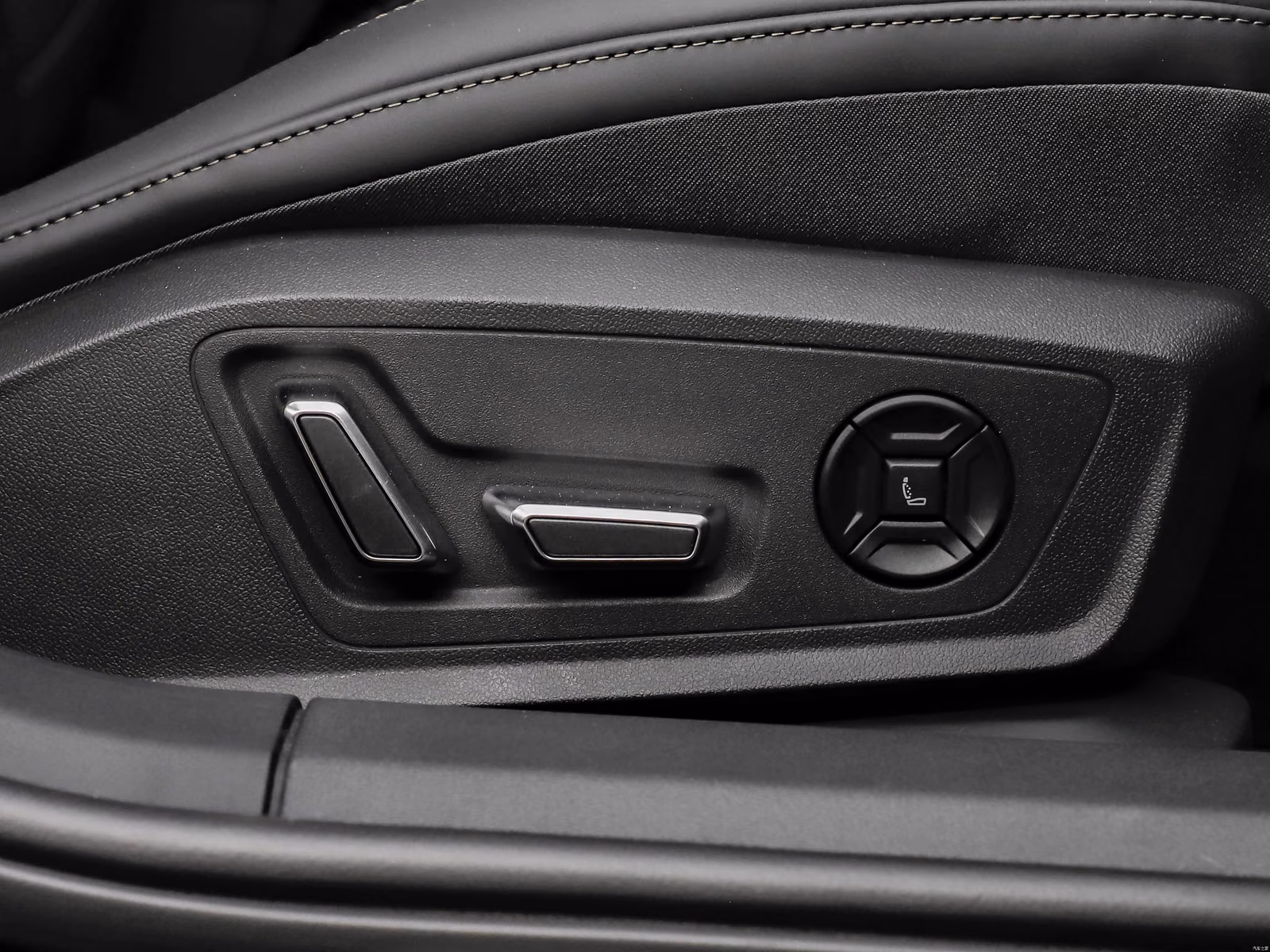 Регулировки кресла Audi A6