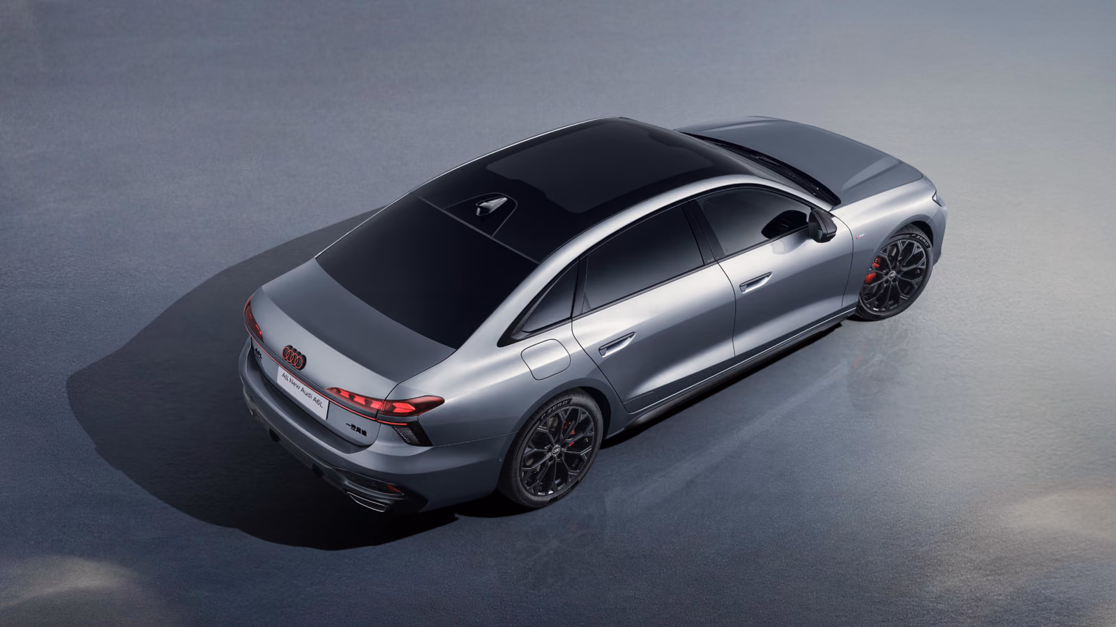 Новая Audi A6L с панорамной крышей