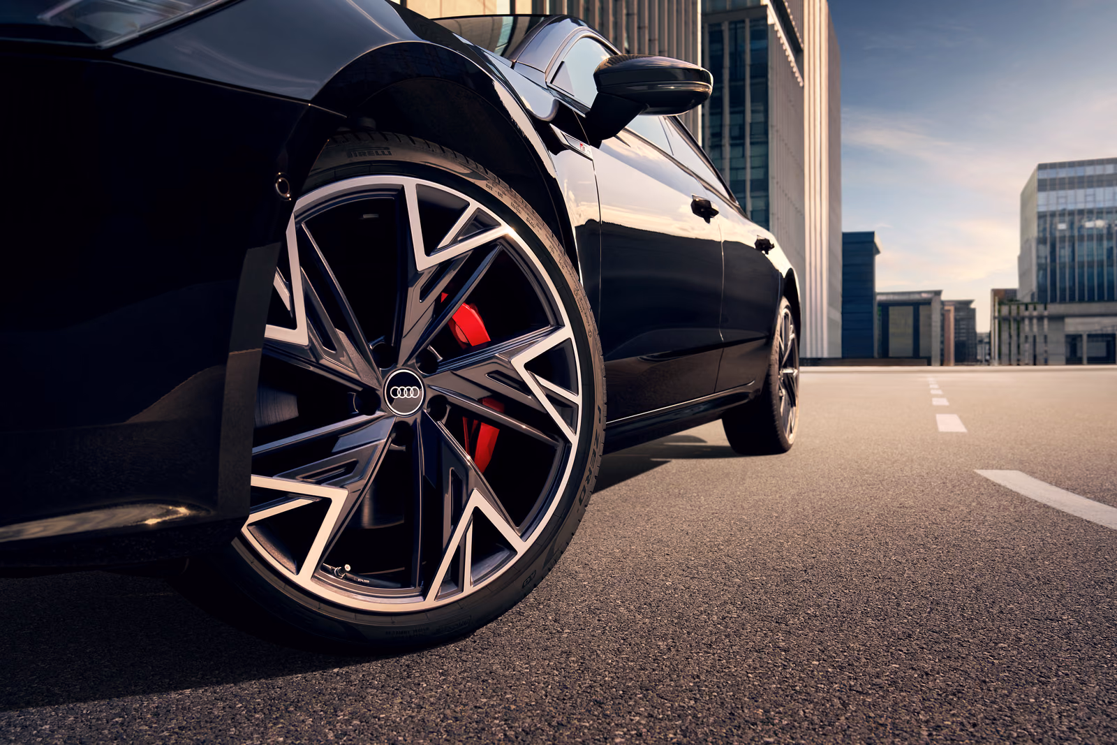 Колесо и боковая часть Audi A7L