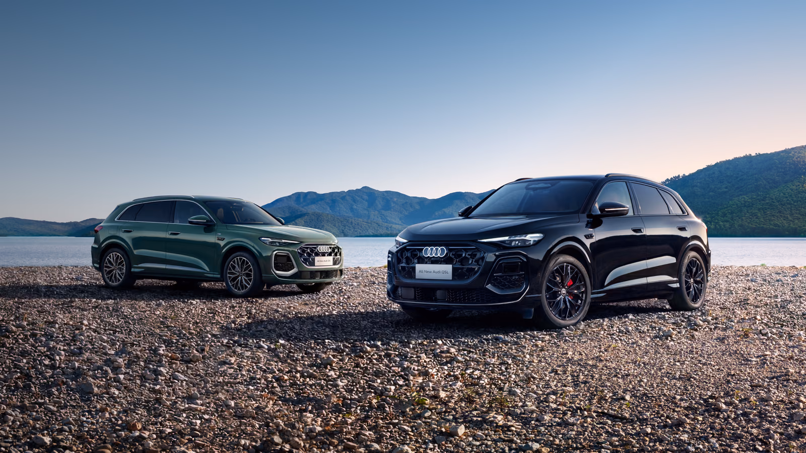 Новые Audi Q5L на берегу горного озера