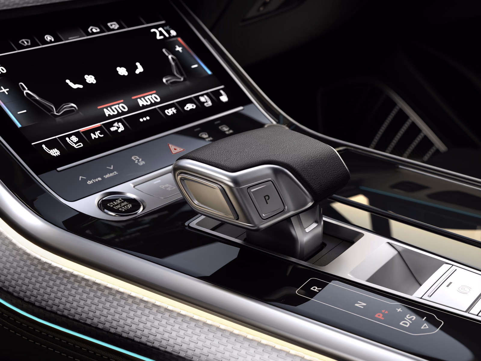 Audi Q7 — селектор и сенсорная панель климата крупным планом
