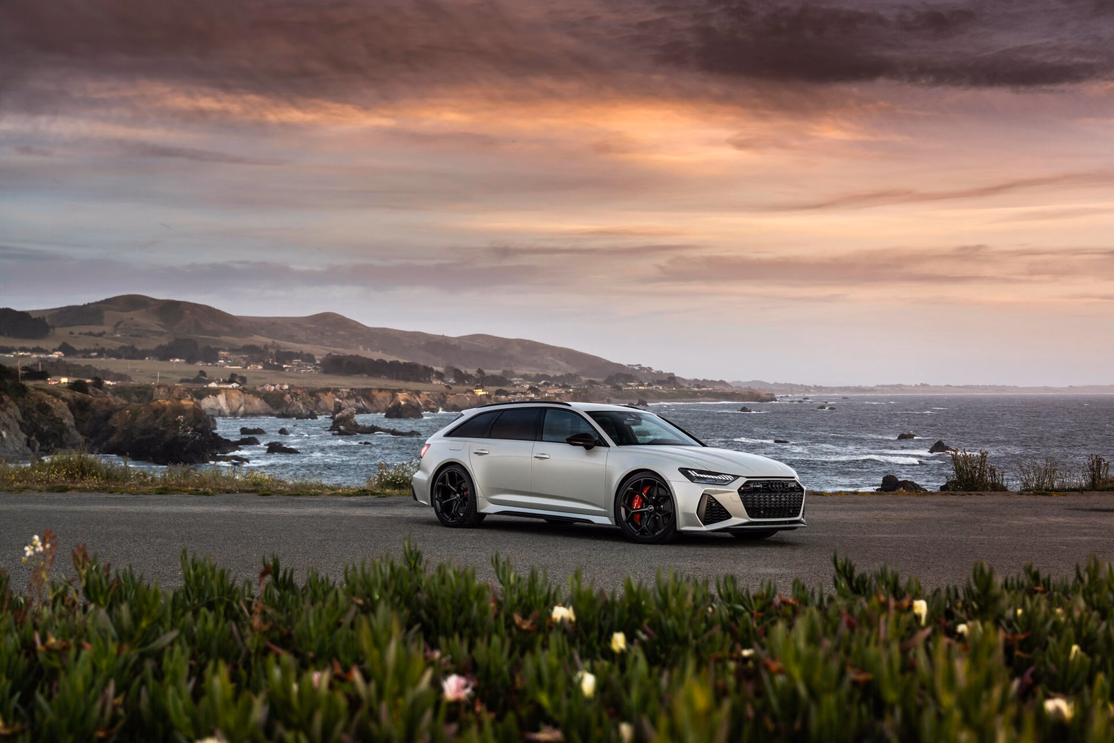 Audi RS 6 Avant performance, вид спереди