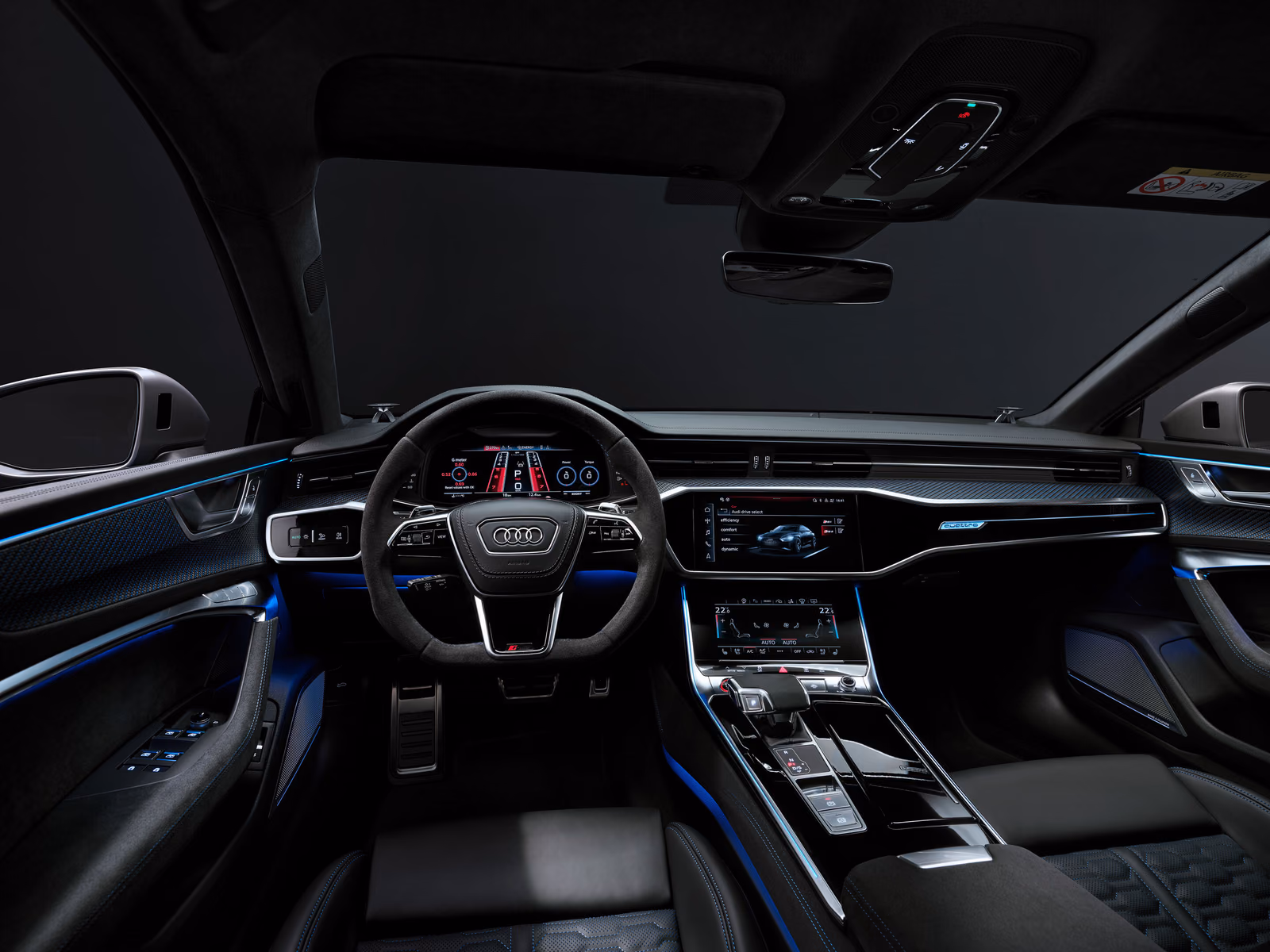 Audi RS 7 Sportback performance — кокпит с синей подсветкой