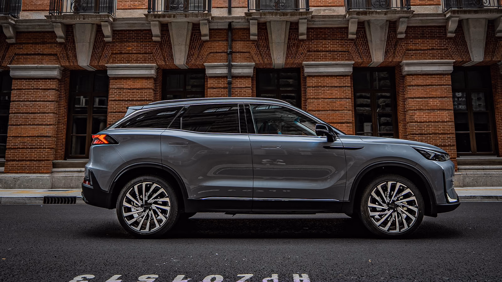 BAIC Beijing X7 — профиль слева