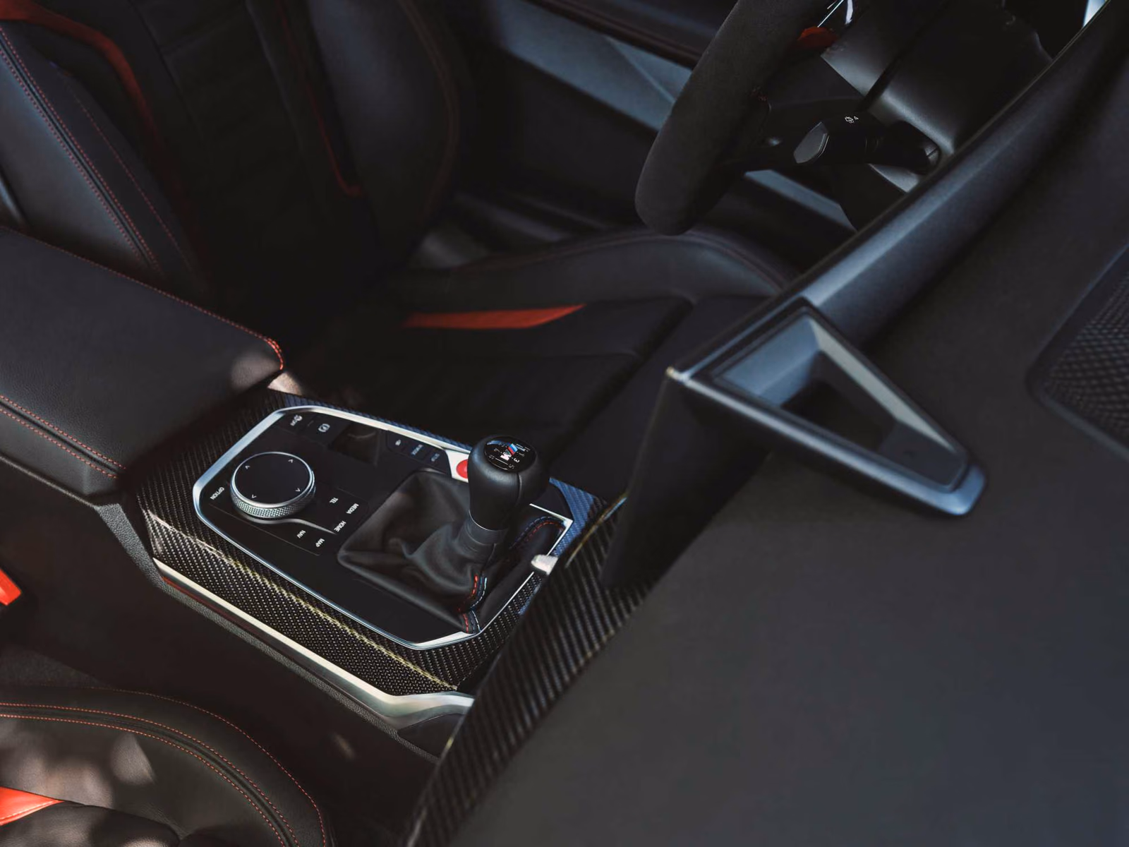 BMW M2 G87 — селектор автоматической трансмиссии