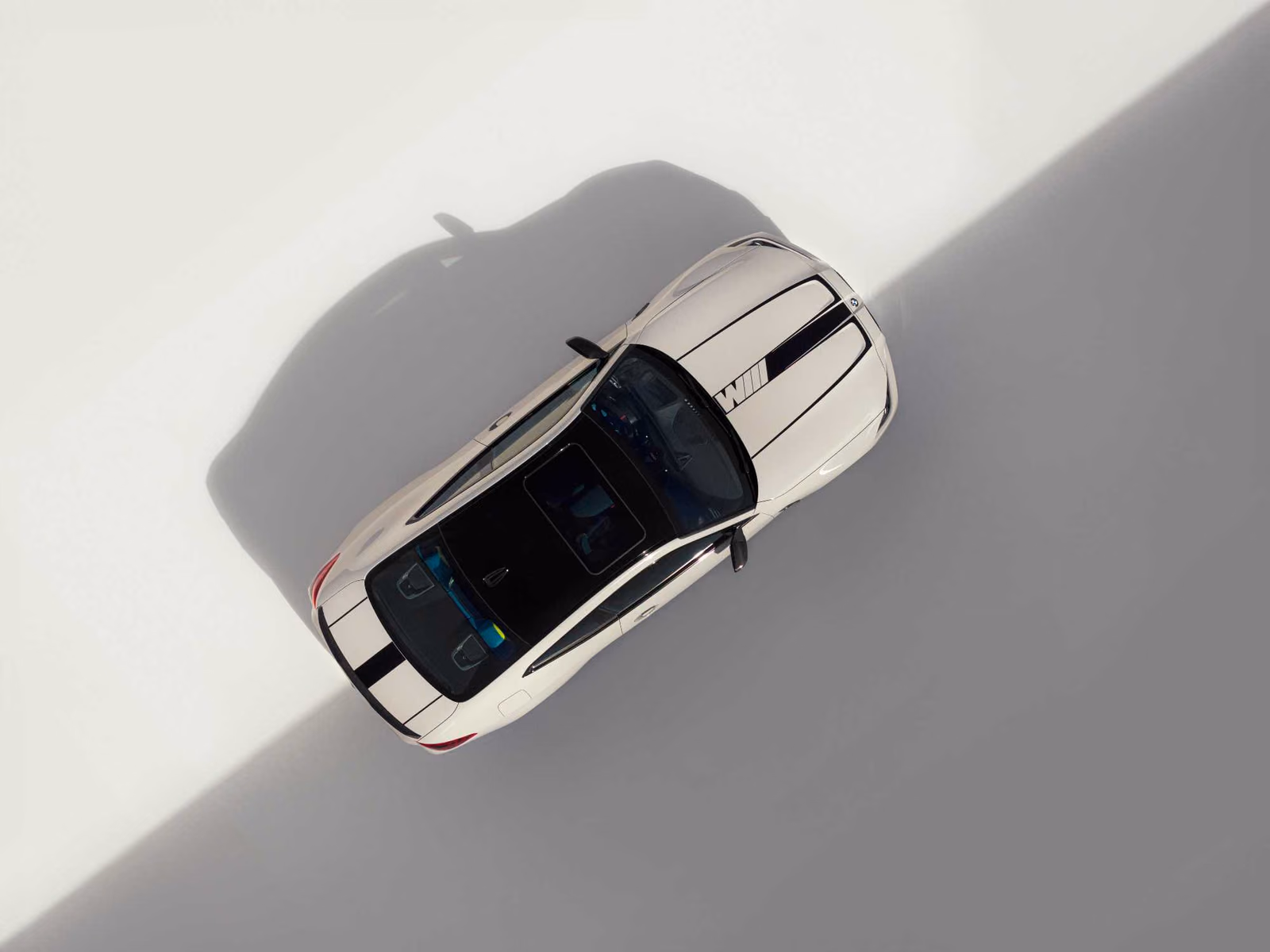 BMW M4 G82 — купе сверху