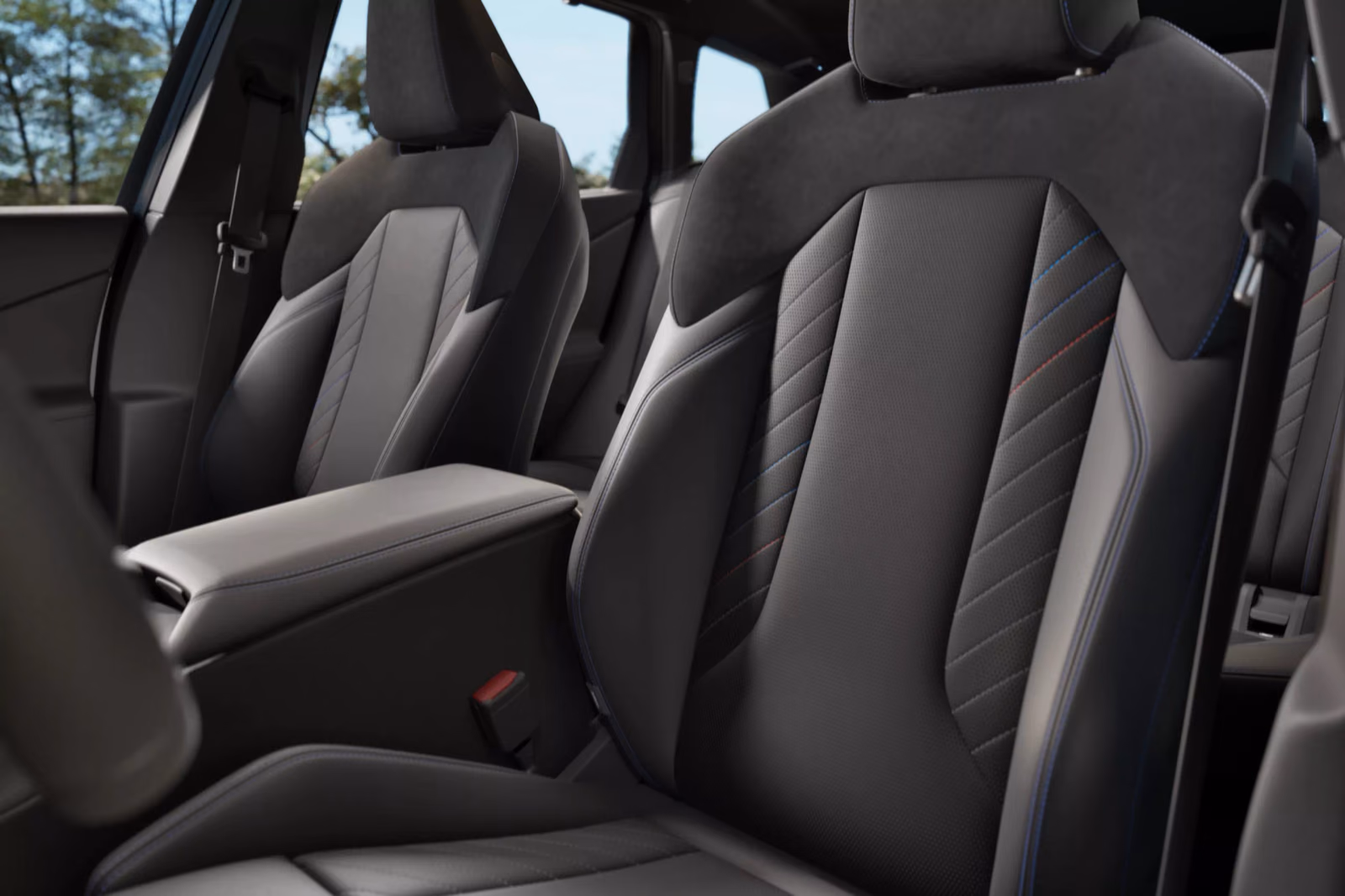Передние кресла BMW X3