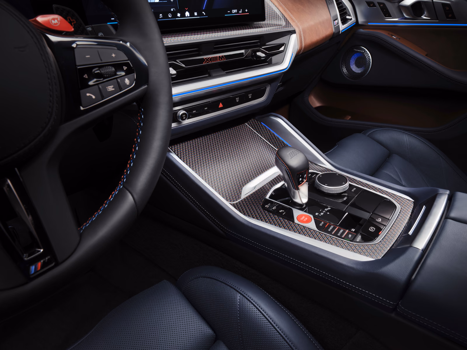 Селектор M Steptronic в BMW XM