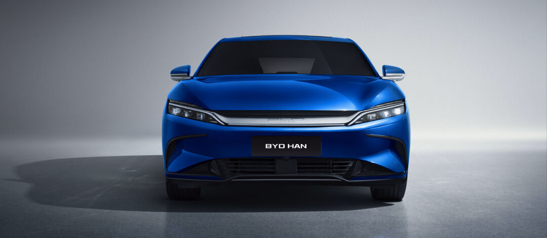 Фронтальный вид BYD Han
