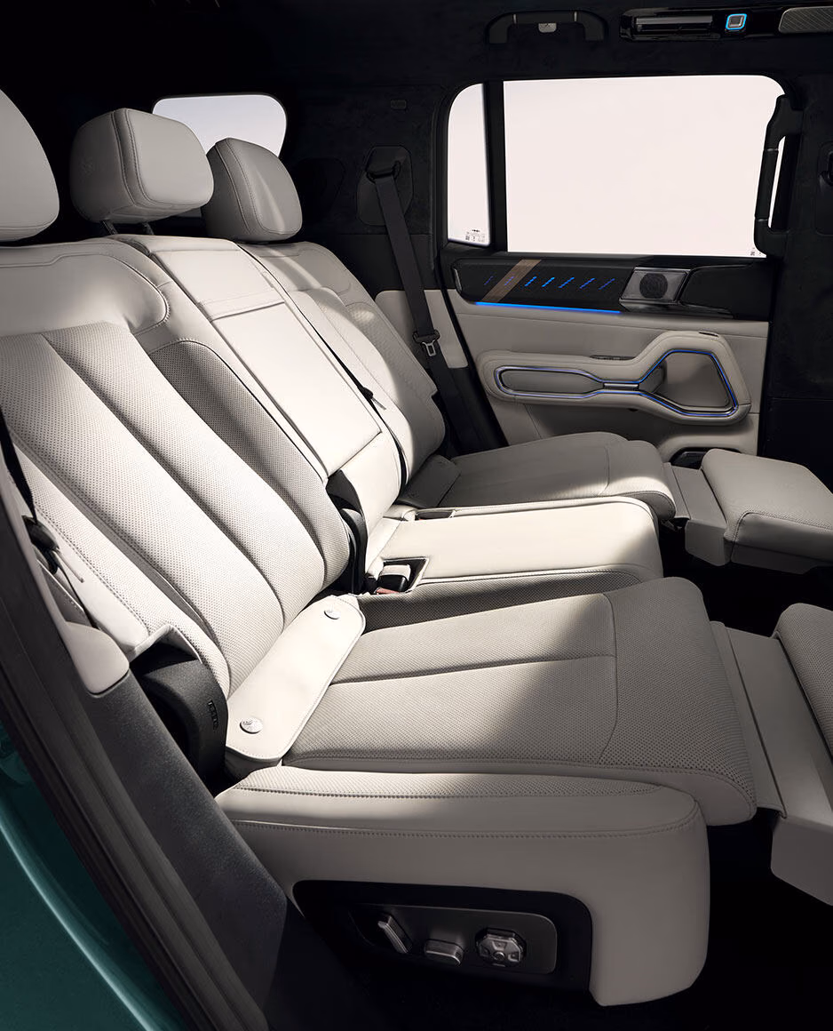 BYD Leopard 8 — задний ряд сидений