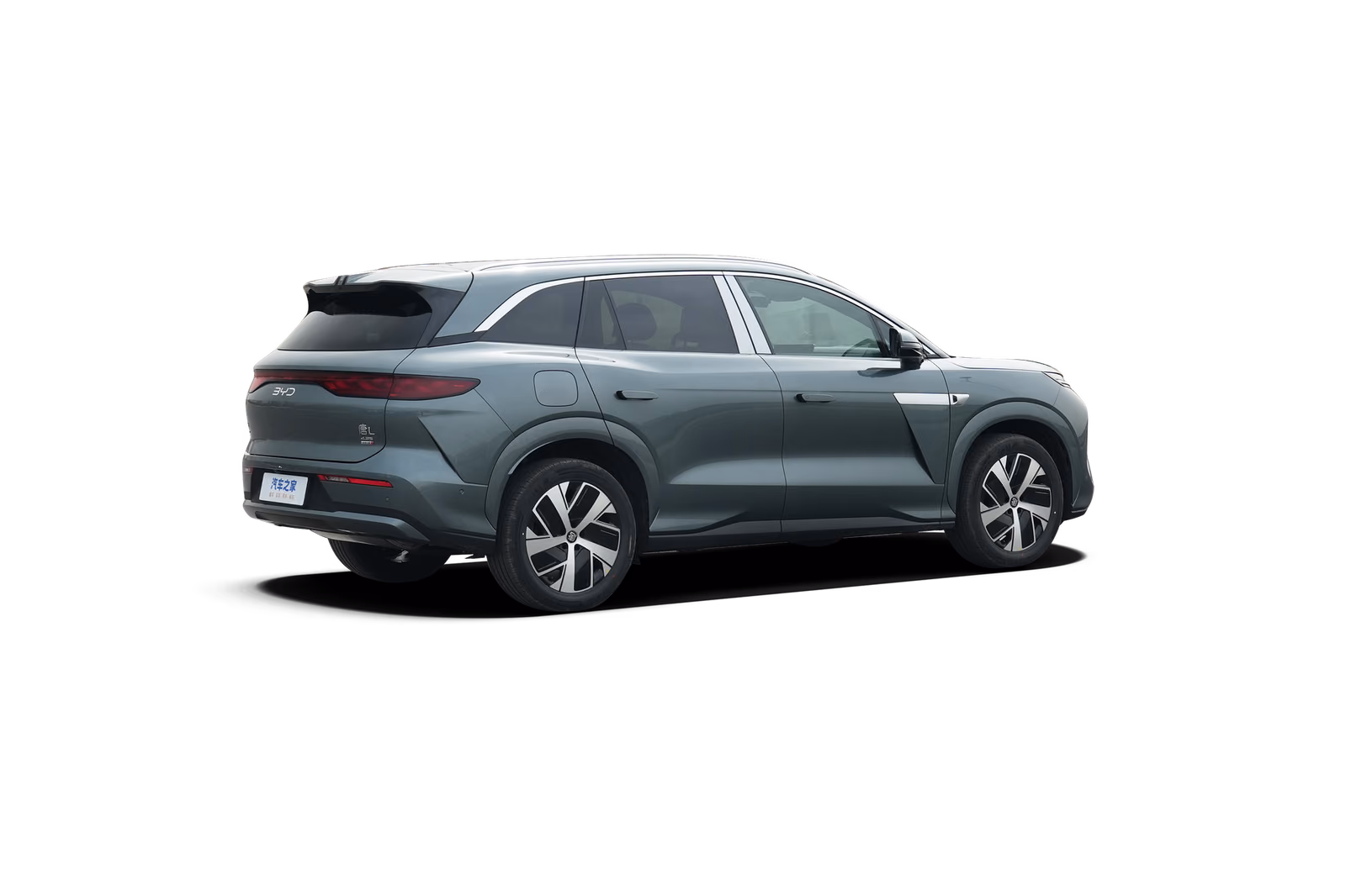 BYD Tang L DM — задняя часть и профиль