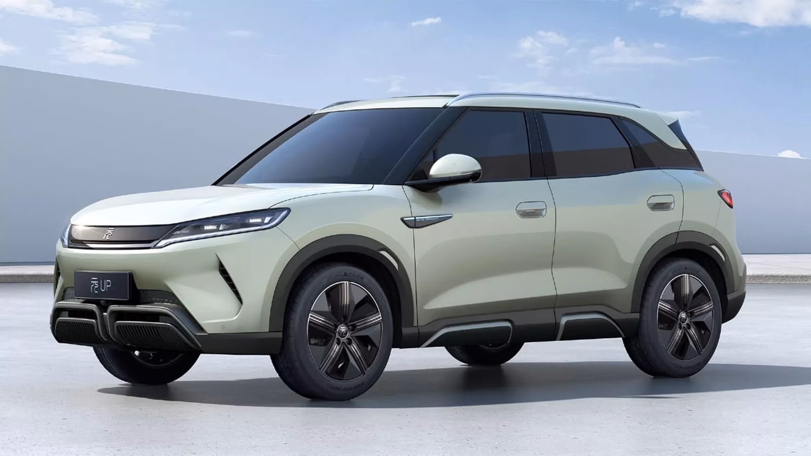 BYD Yuan Up — крупный план кузова