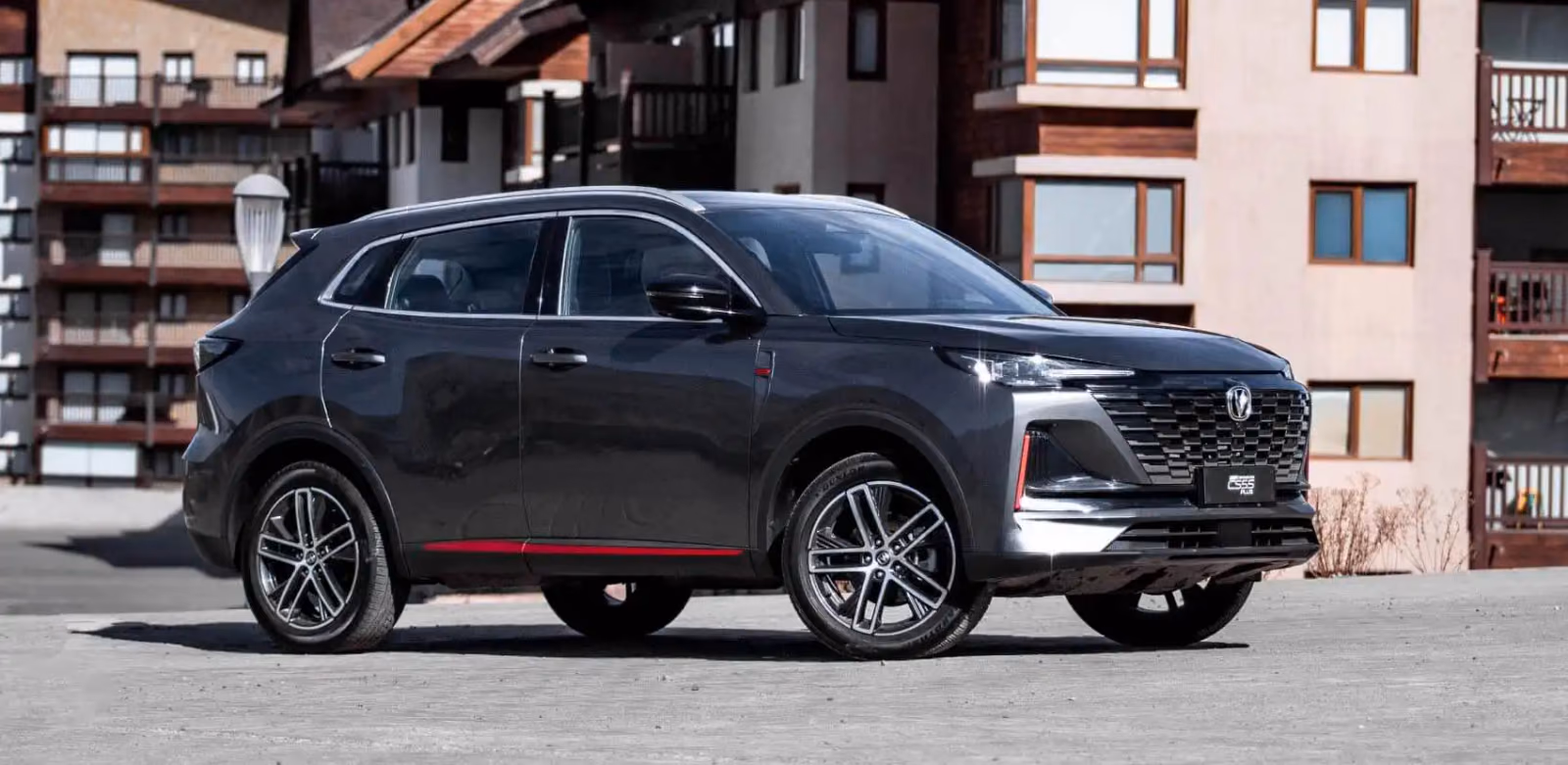 Changan CS55 Plus в профиль