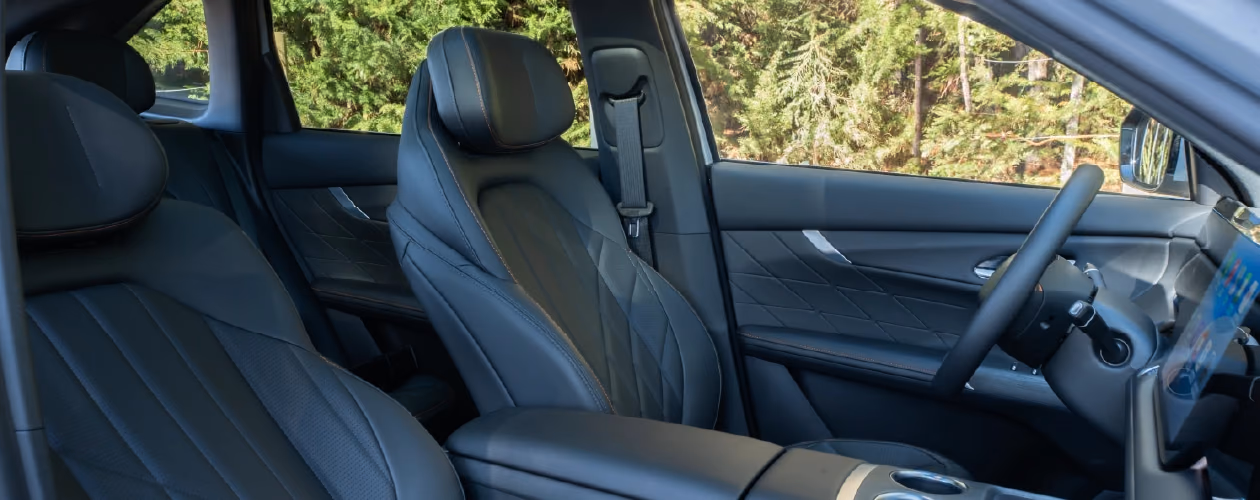 Передние кресла Changan CS75 Plus