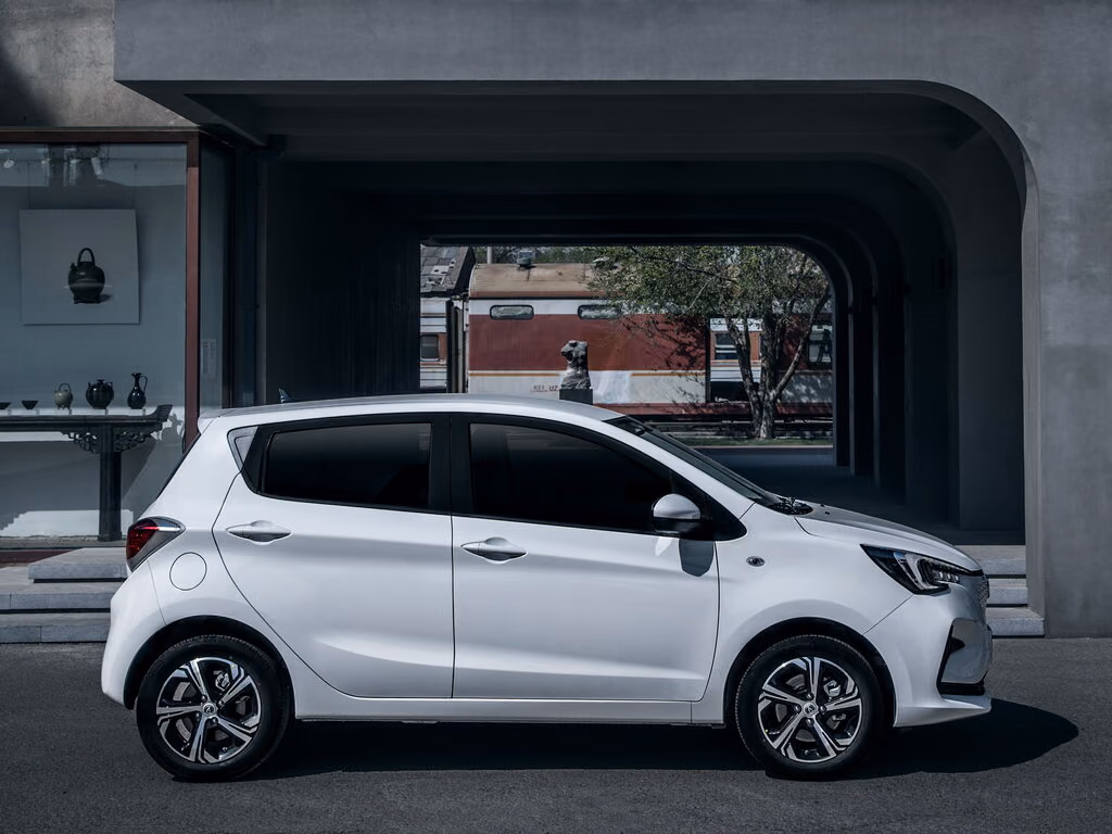 Changan E-Star — профиль