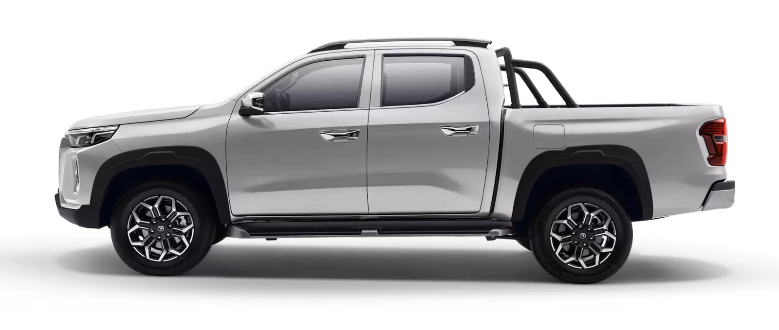 CHANGAN HUNTER белого цвета в профиль