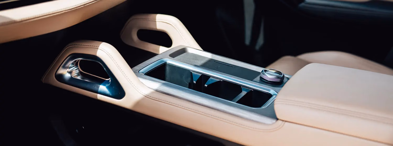 Передняя панель и экран Changan Hunter