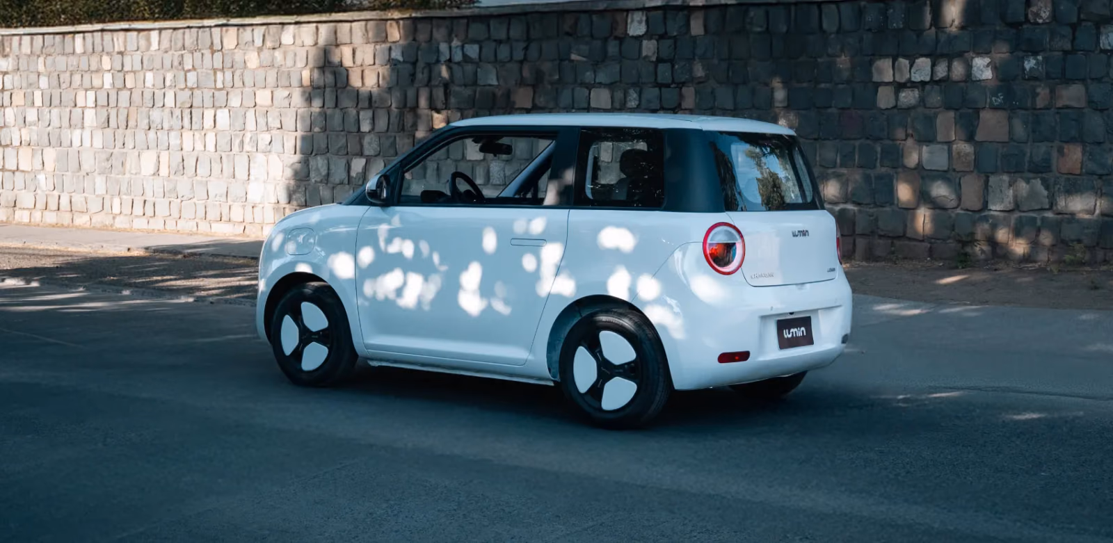 Changan Lumin в профиль
