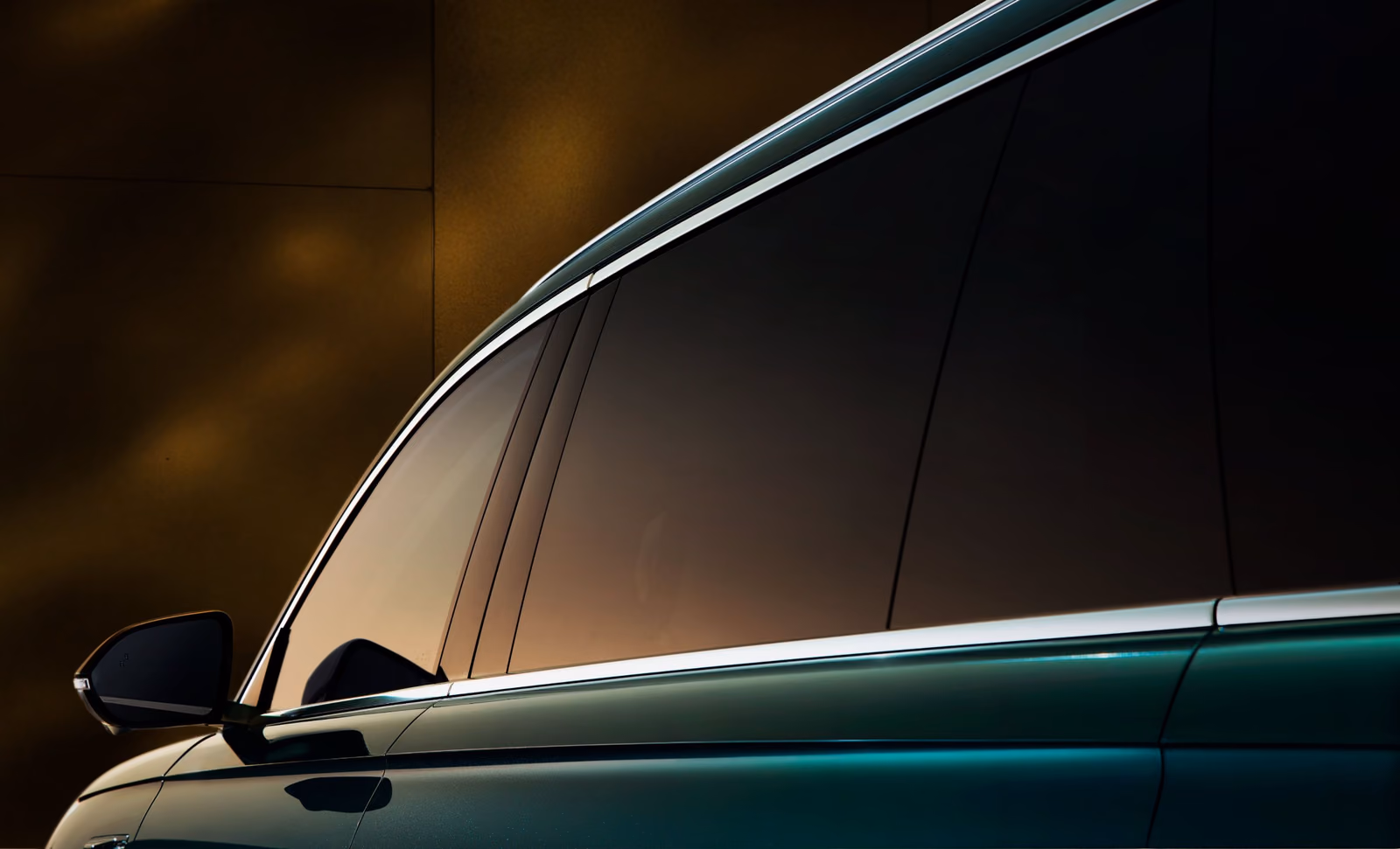 Chery Fulwin T11 — безрамочное боковое остекление