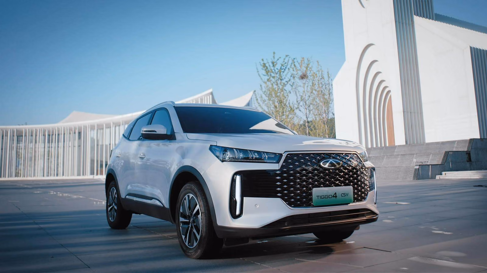 Chery Tiggo 4 CSH у современной архитектуры