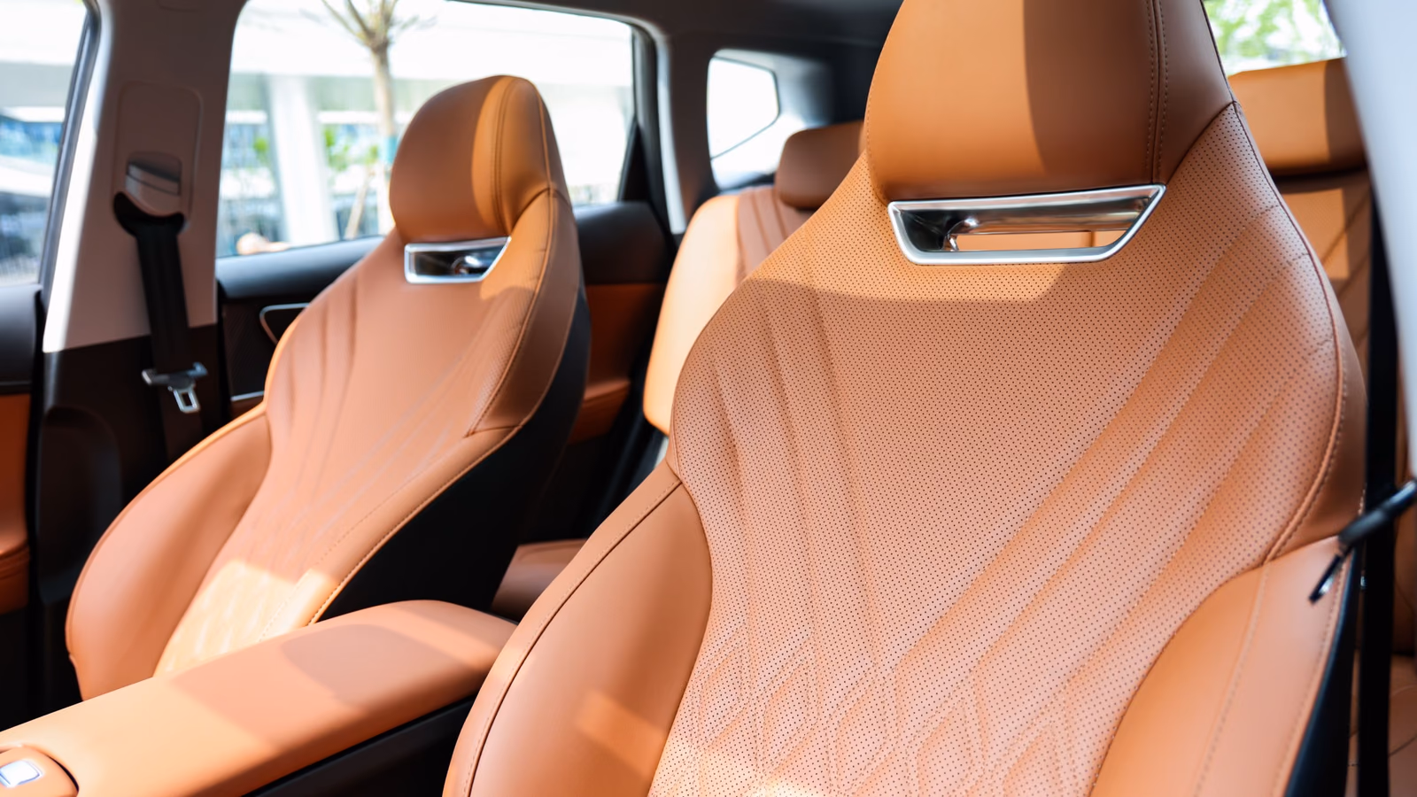 Передние кресла Chery Tiggo 7
