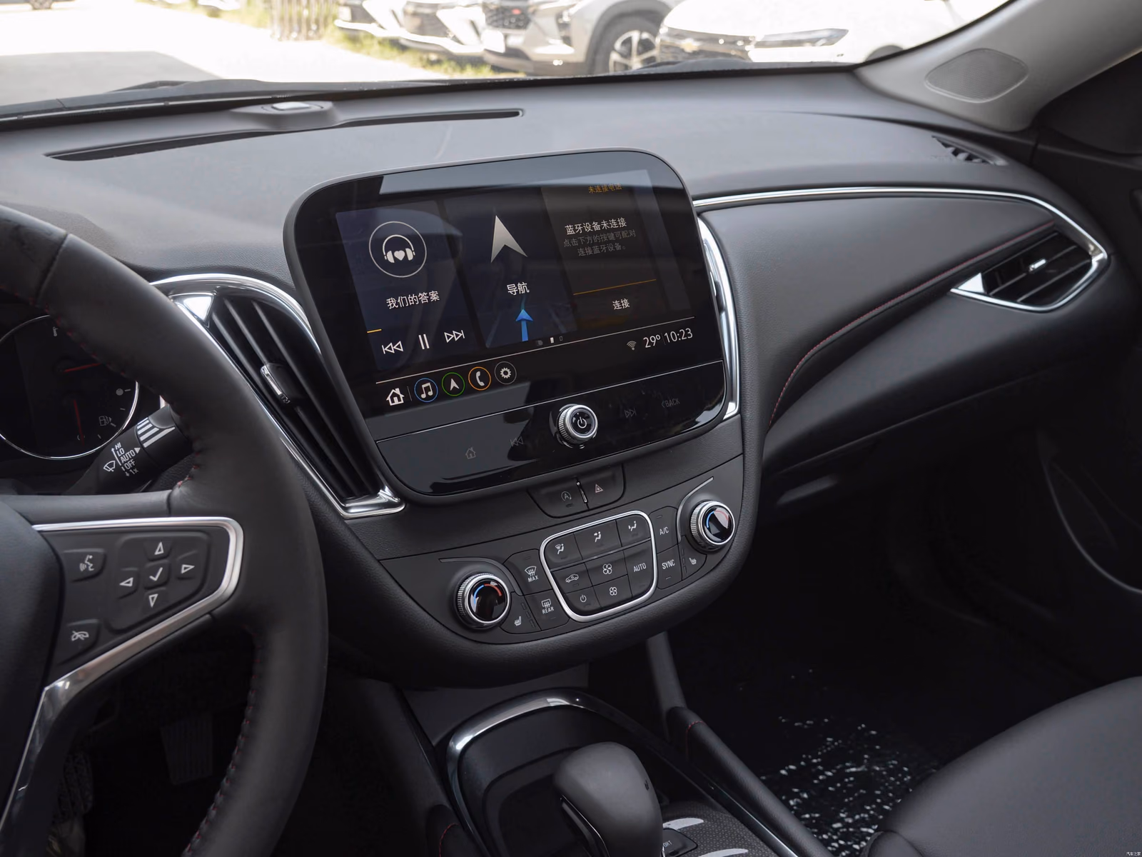 Chevrolet Malibu XL — мультимедийная система