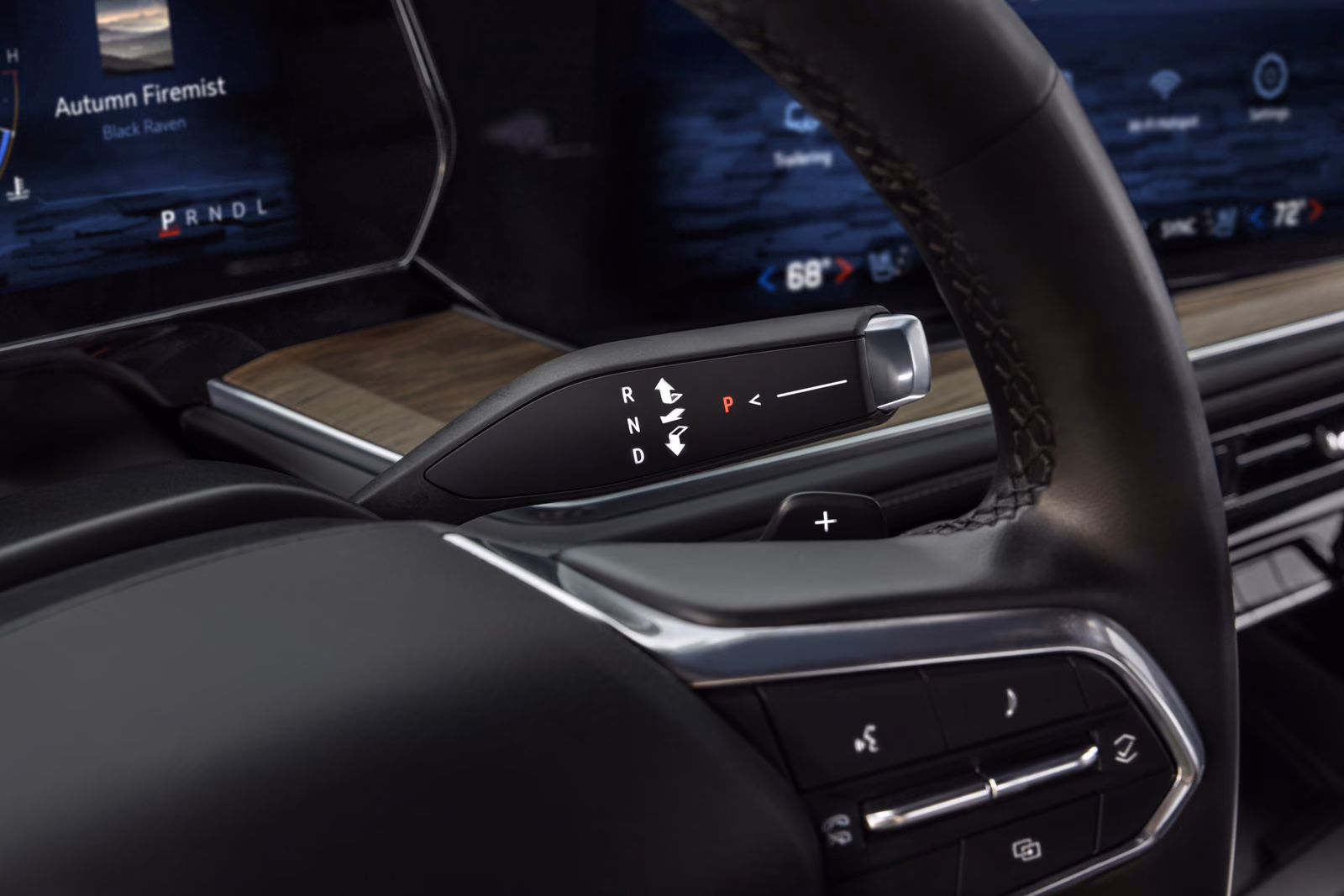 Chevrolet Tahoe — подрулевой селектор десятиступенчатого автомата