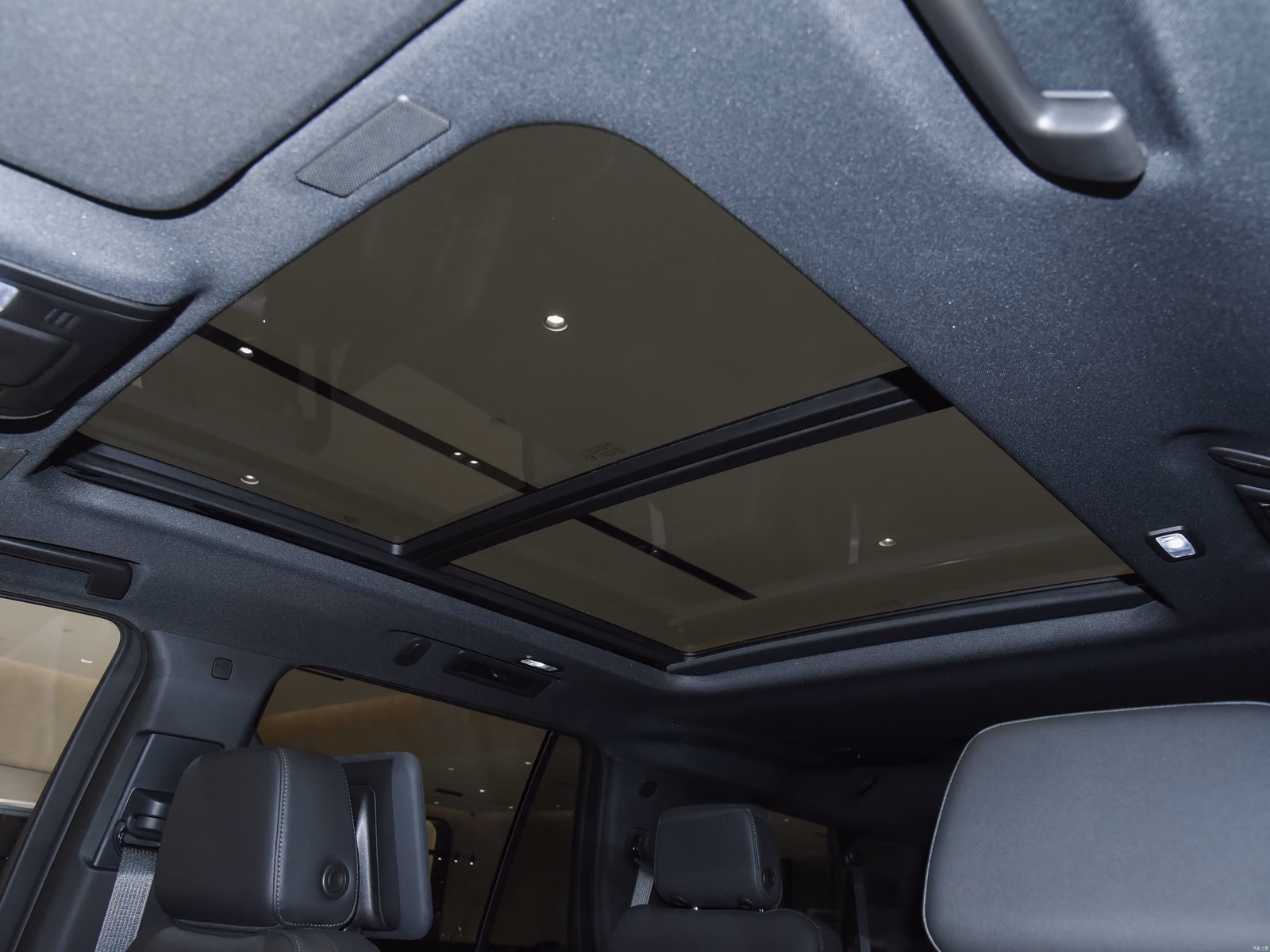 Панорамная крыша Chevrolet Tahoe