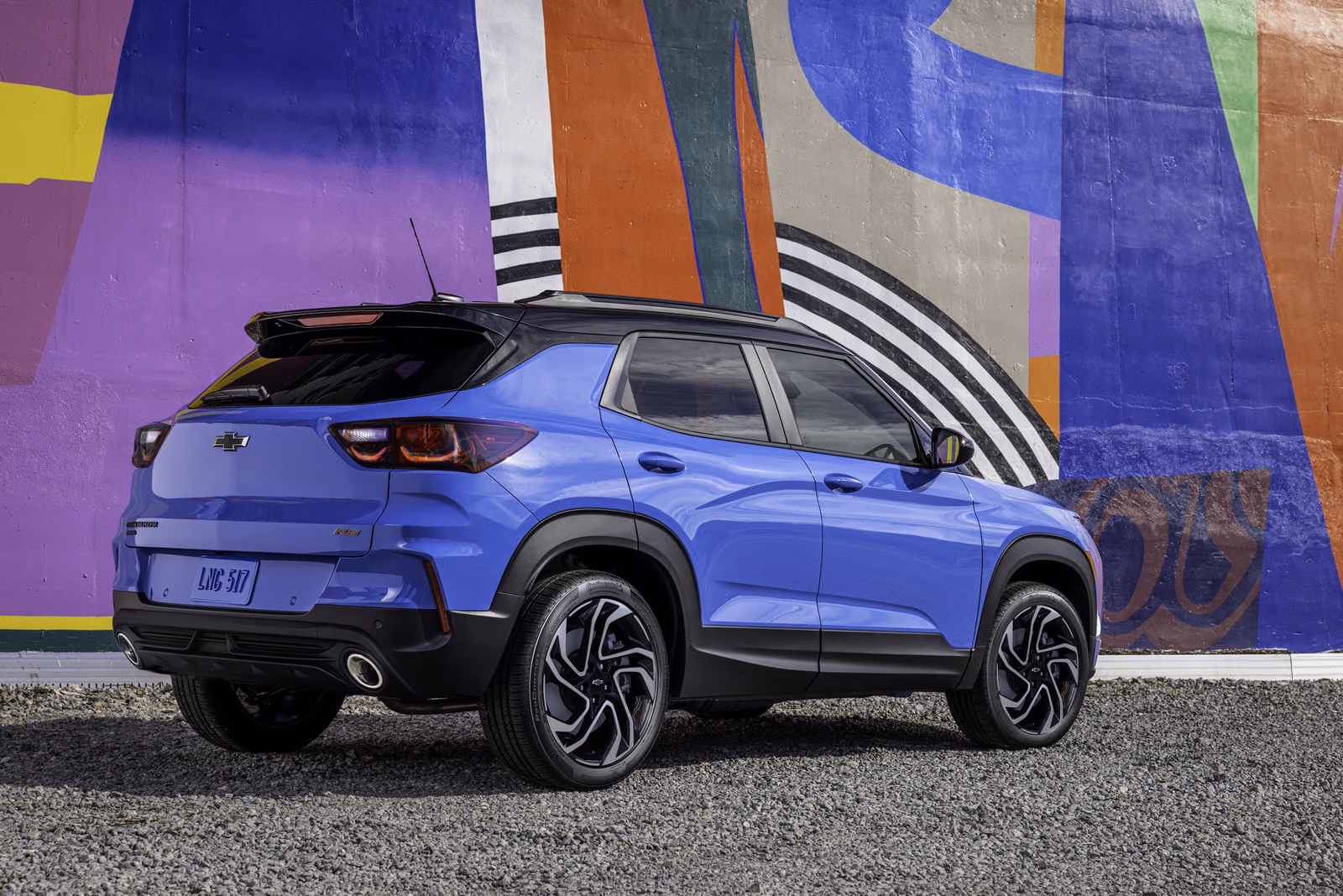 Chevrolet Trailblazer RS у граффити, вид сзади