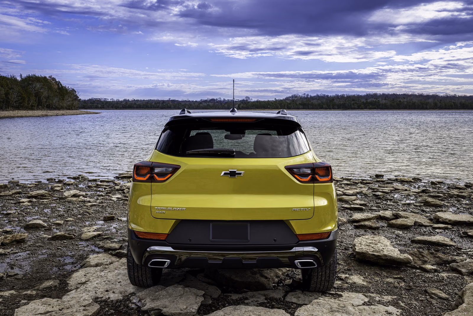 Chevrolet Trailblazer Activ, вид сзади