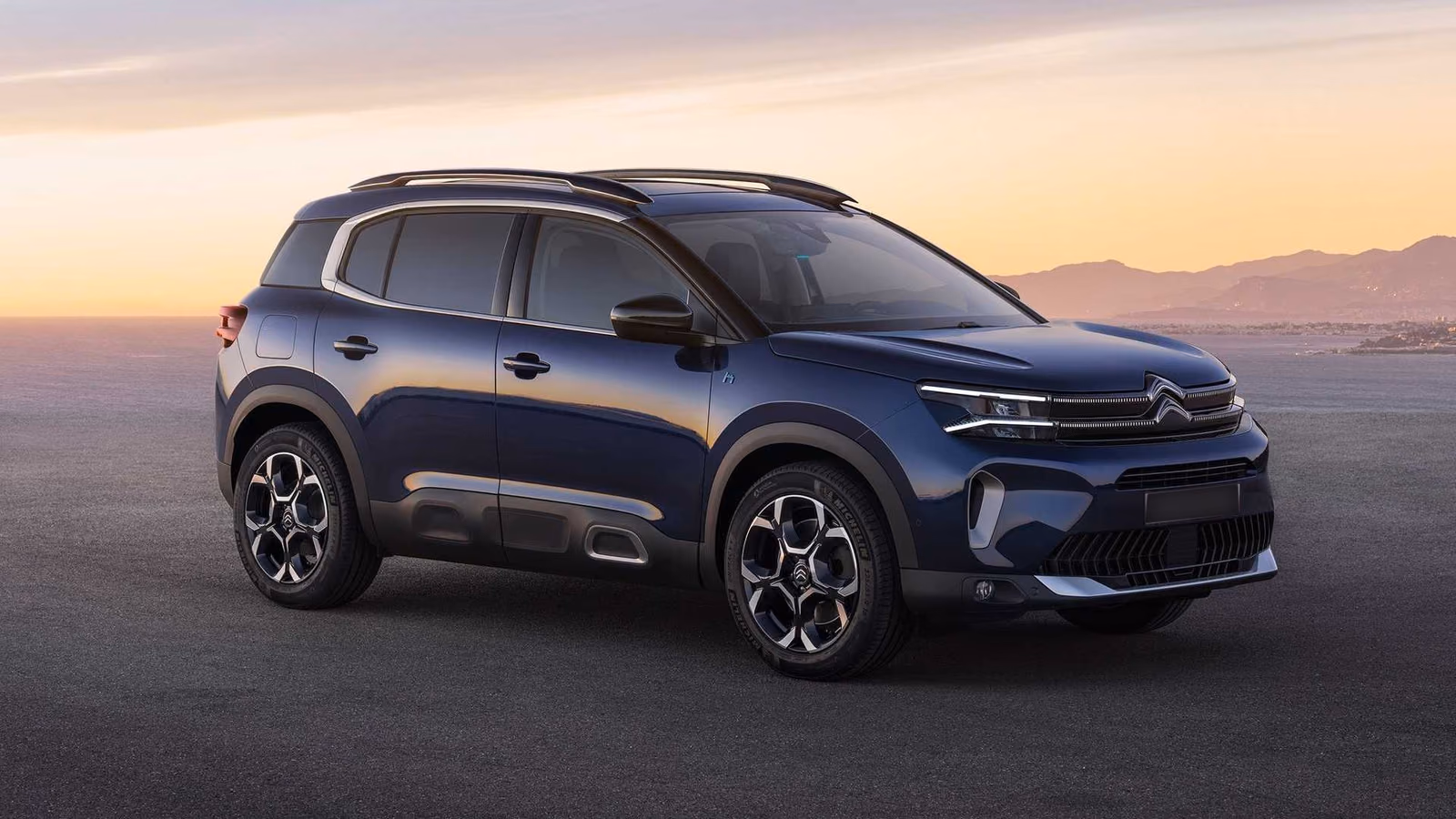 Citroen C5 Aircross — вид сбоку