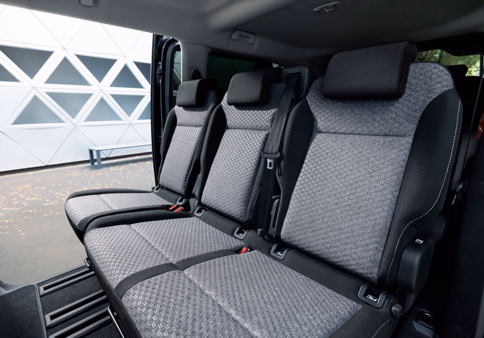Трёхместный задний ряд Citroën SpaceTourer