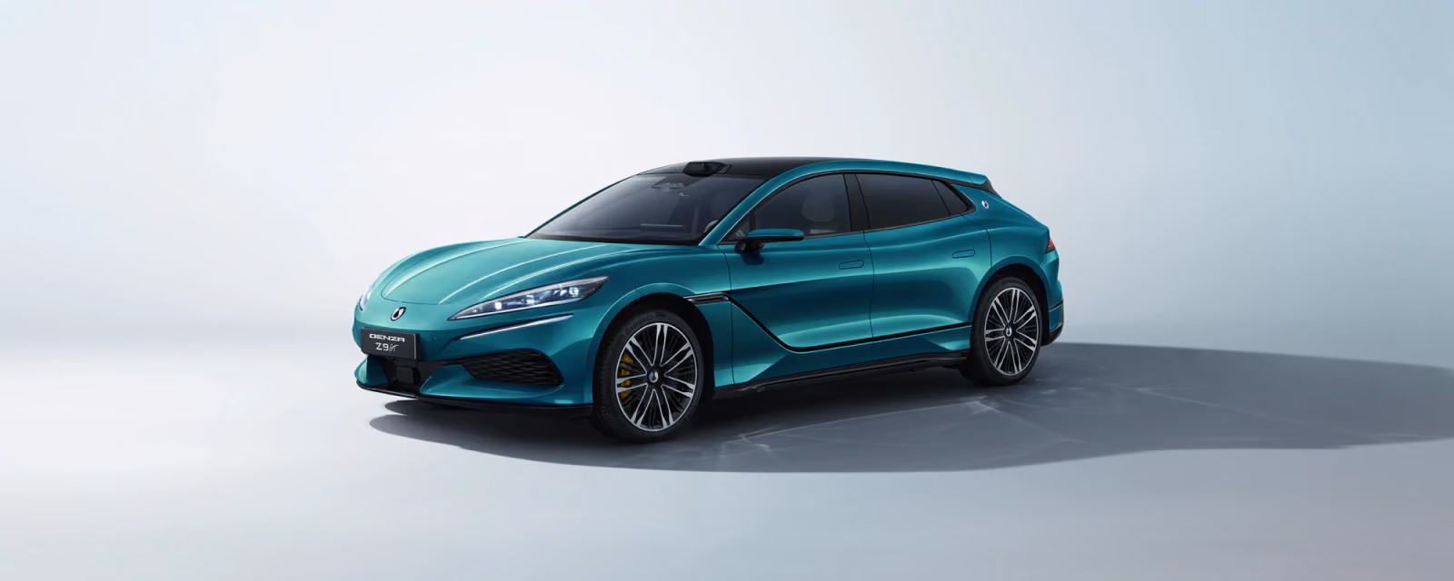 Denza Z9 GT в студии