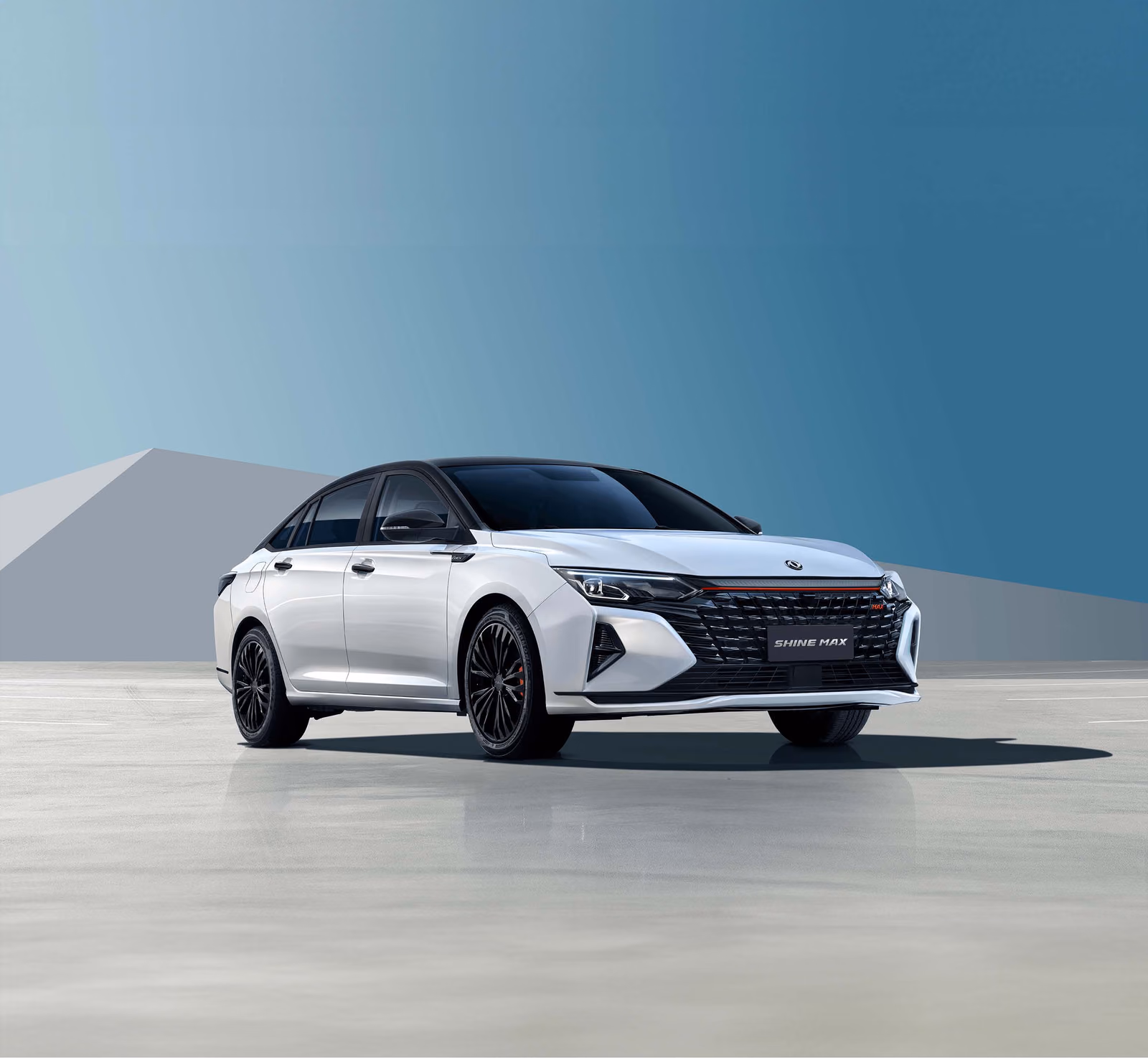 Белый Dongfeng Shine Max в официальной студийной съёмке