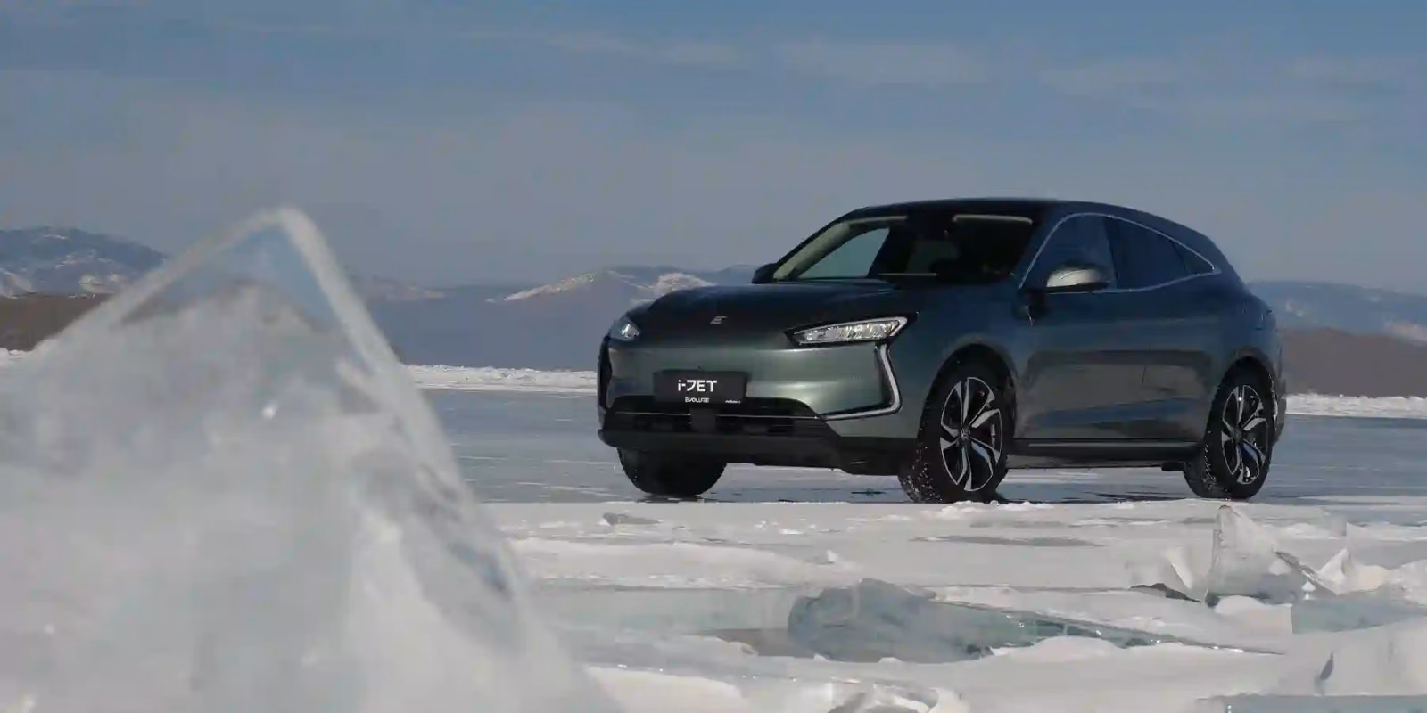 Evolute i-JET на льду