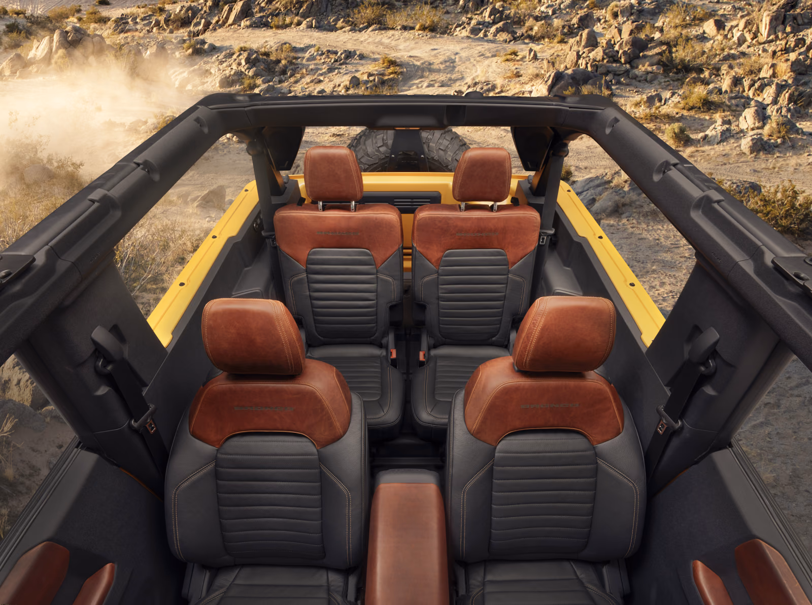 Ford Bronco — салон