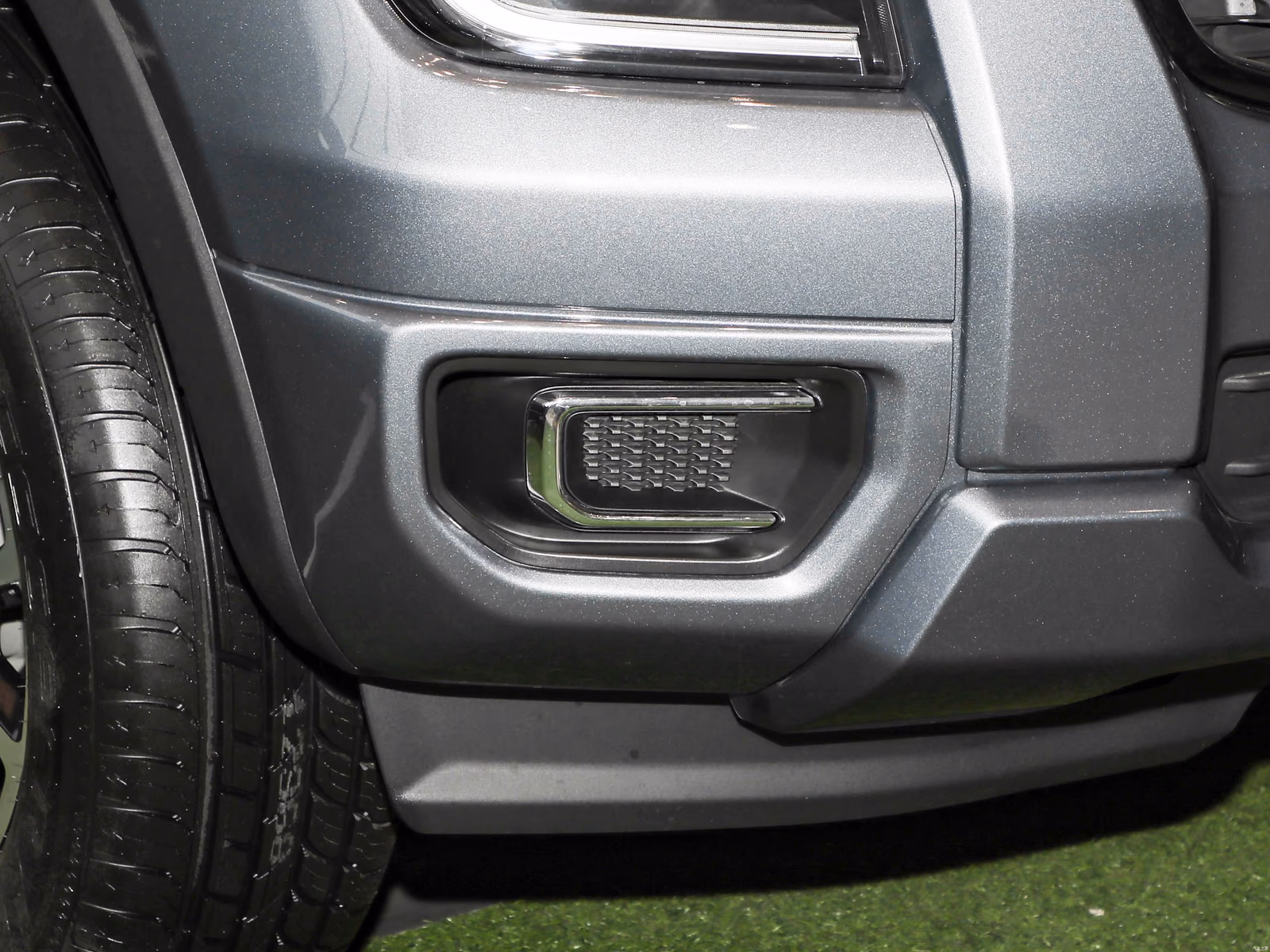 Противотуманная фара Ford Ranger