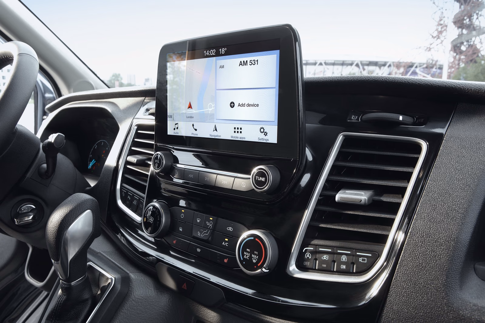 Экран SYNC 3 в Ford Transit