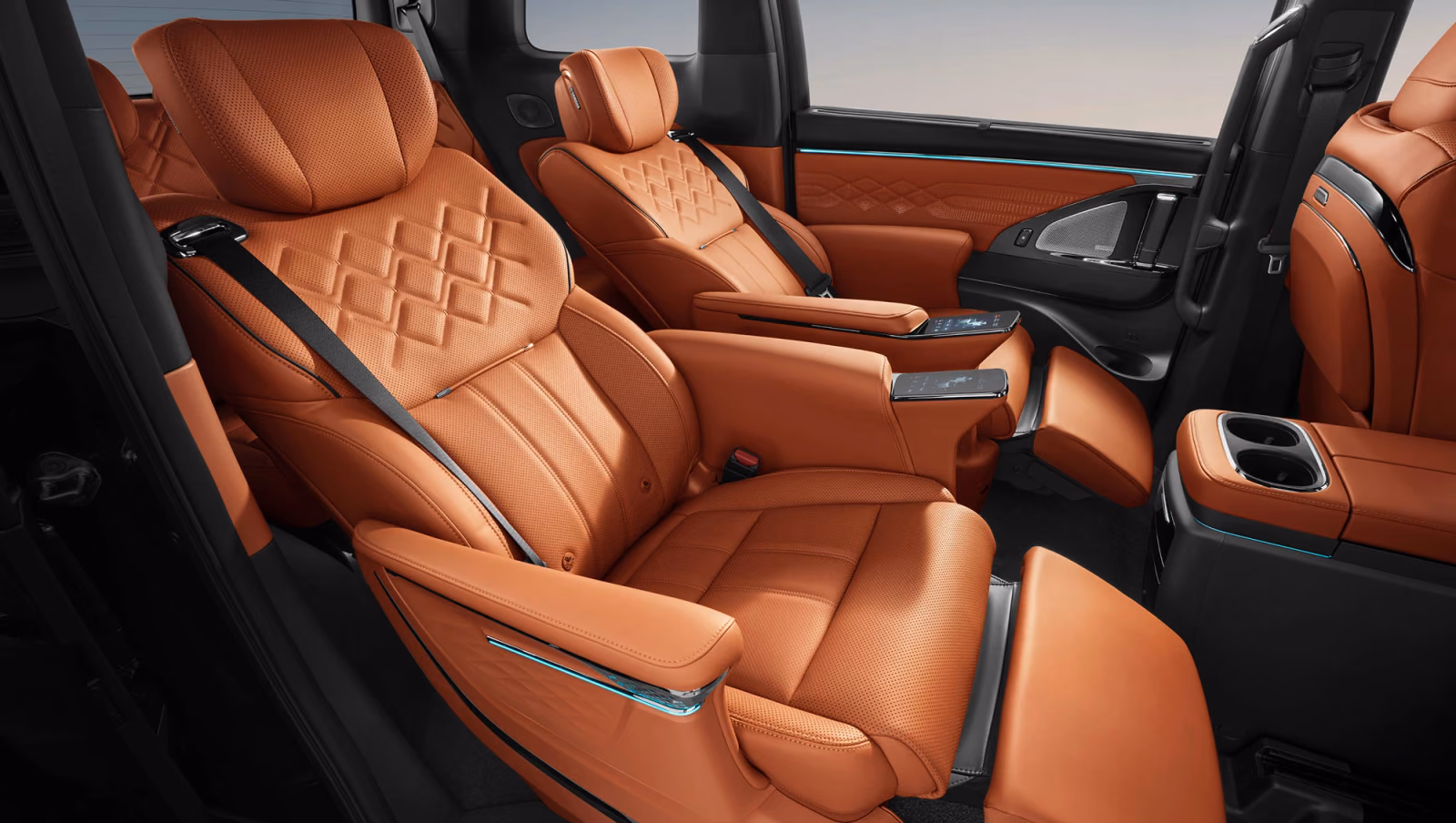 Капитанские кресла GAC E9