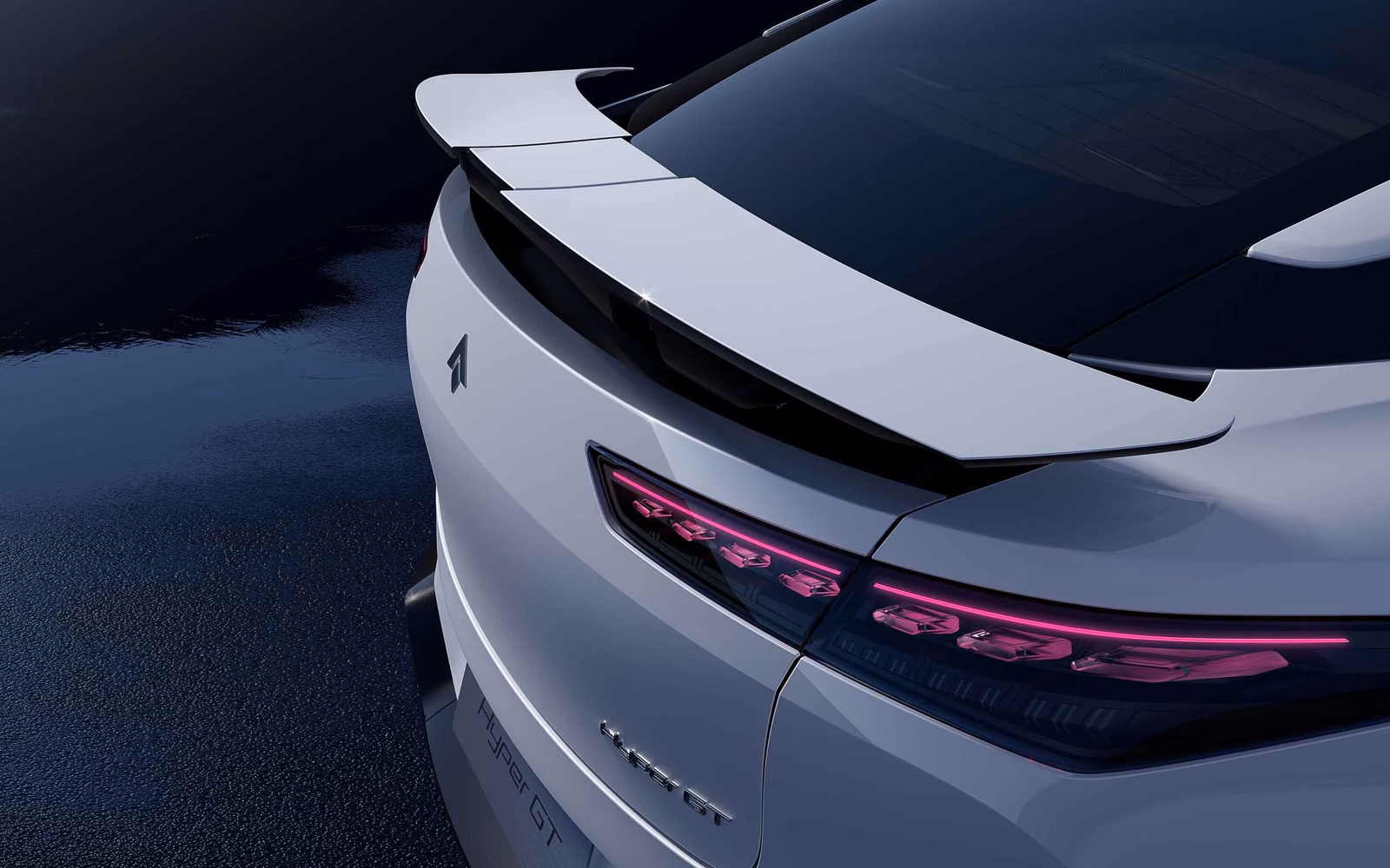 Спойлер и фонари Hyptec GT