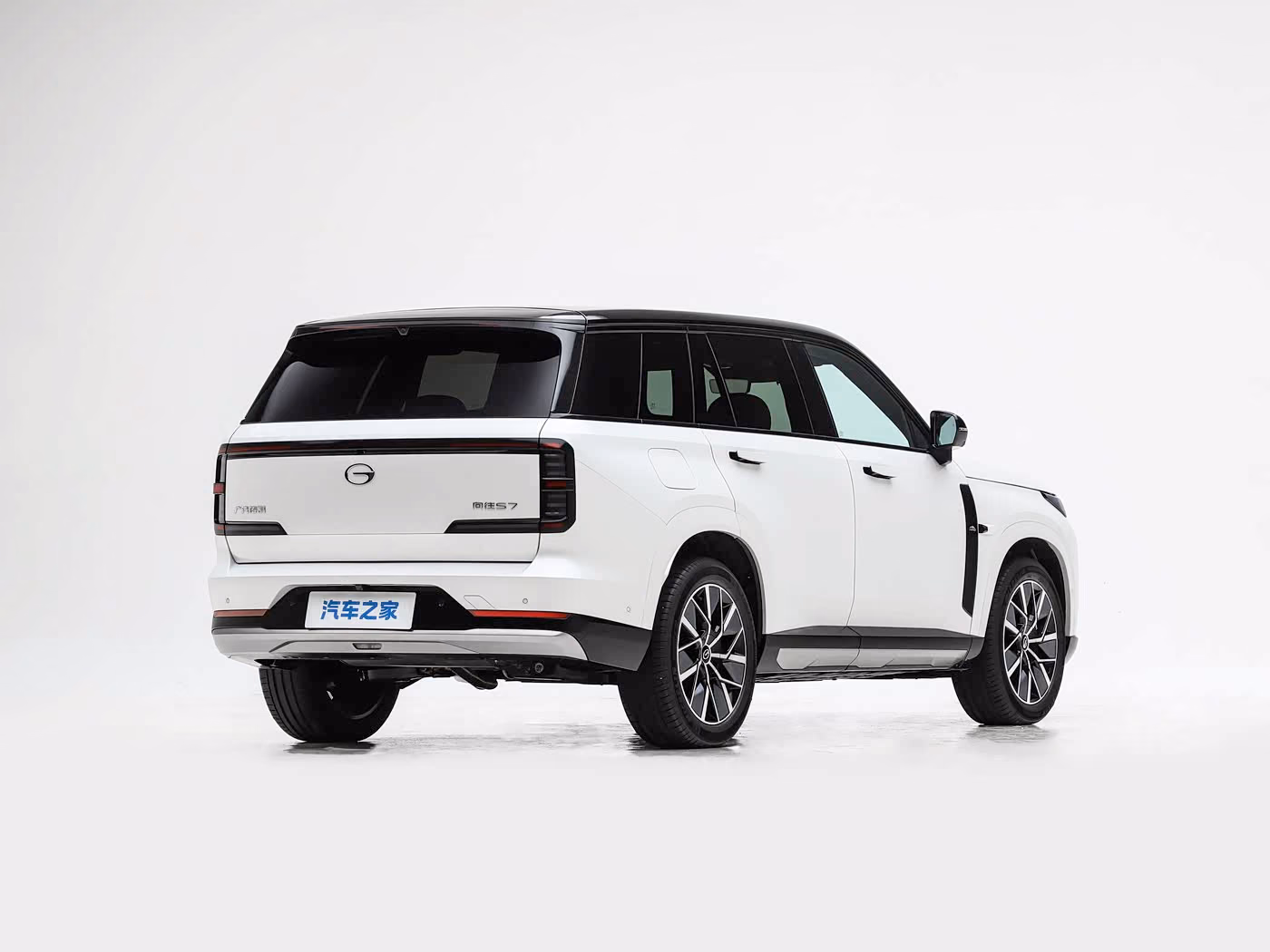 GAC S7 2027 — вид сзади в три четверти справа