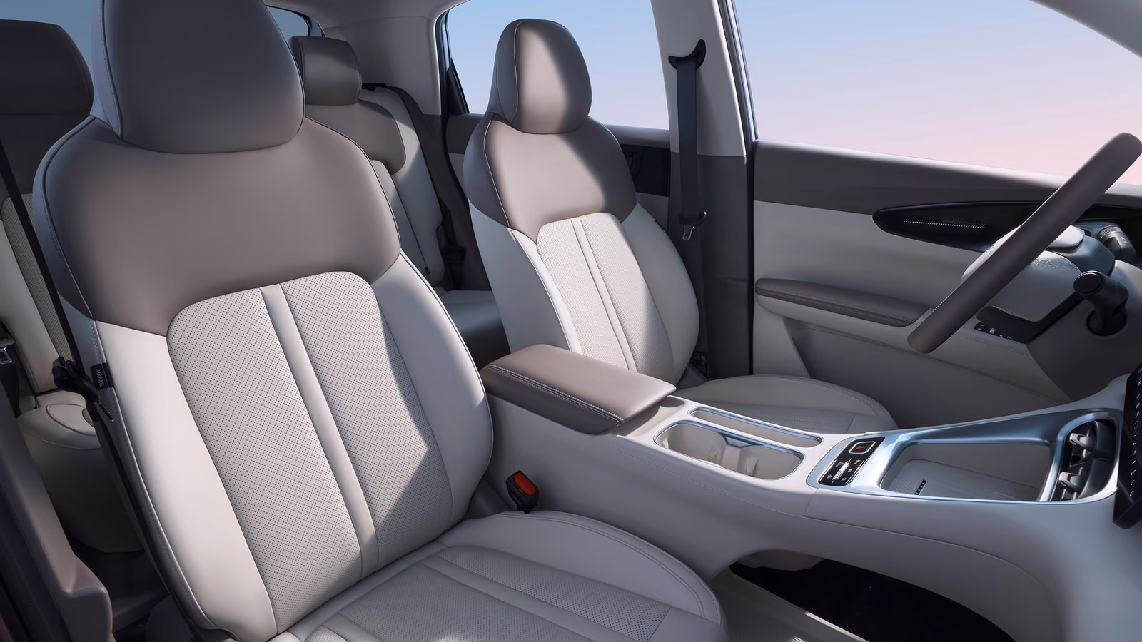 Передние кресла Geely Star Wish