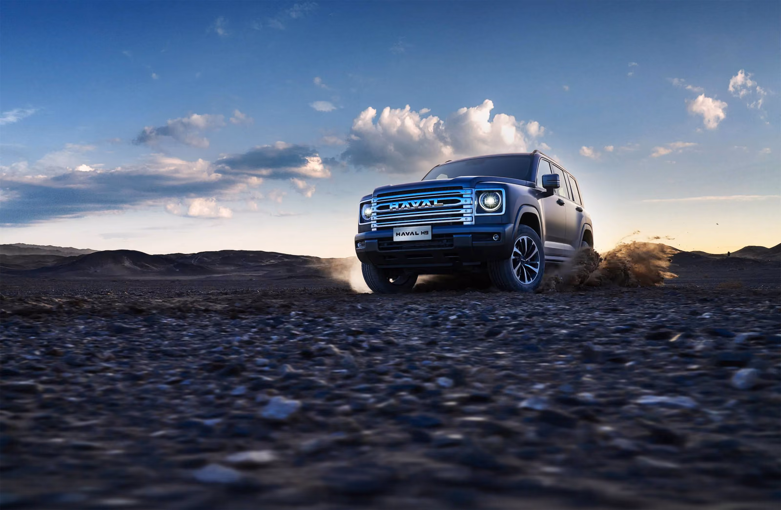 Haval H9 на каменистом бездорожье