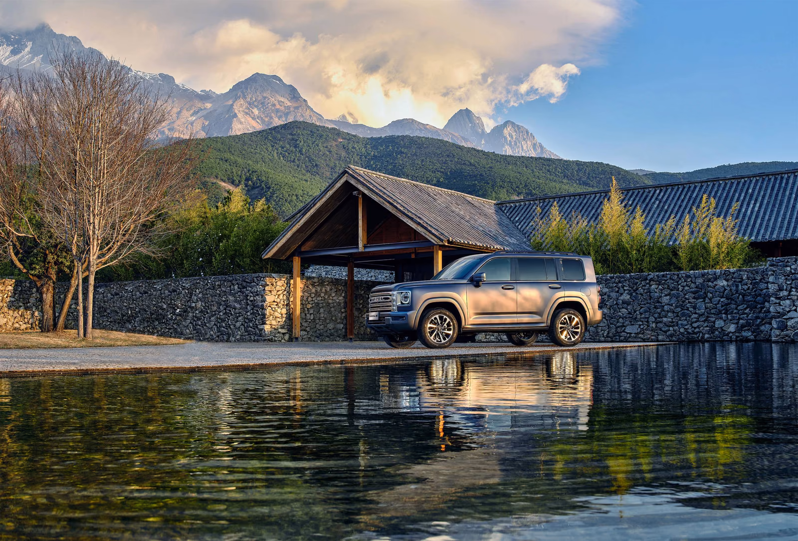 Haval H9 у горного дома