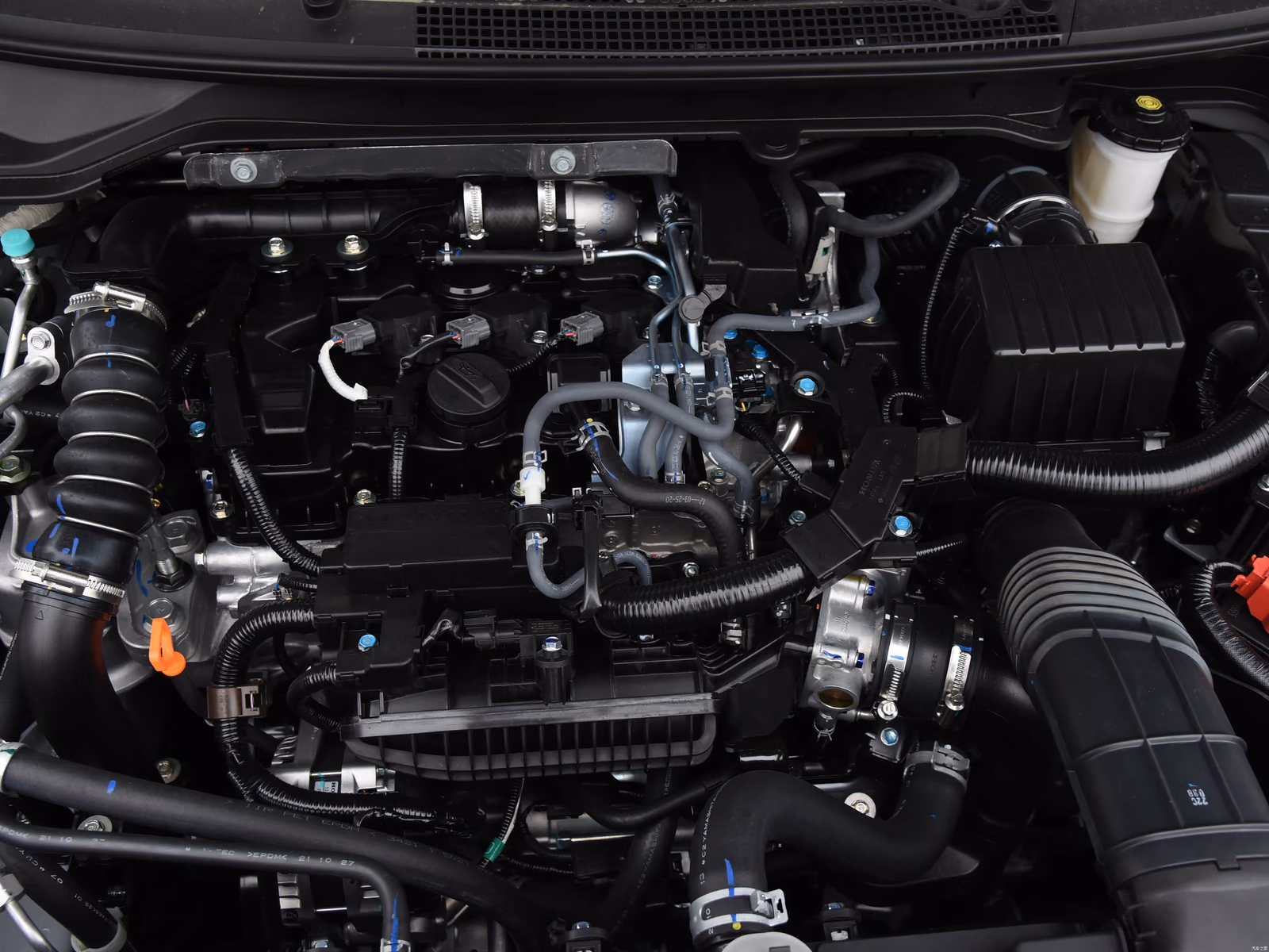 Honda Envix — бензиновый двигатель 1.0T