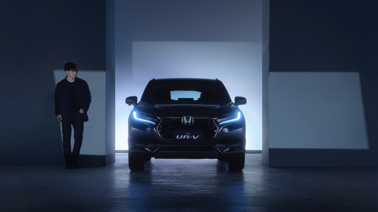 Передняя часть Honda UR-V со светодиодными фарами