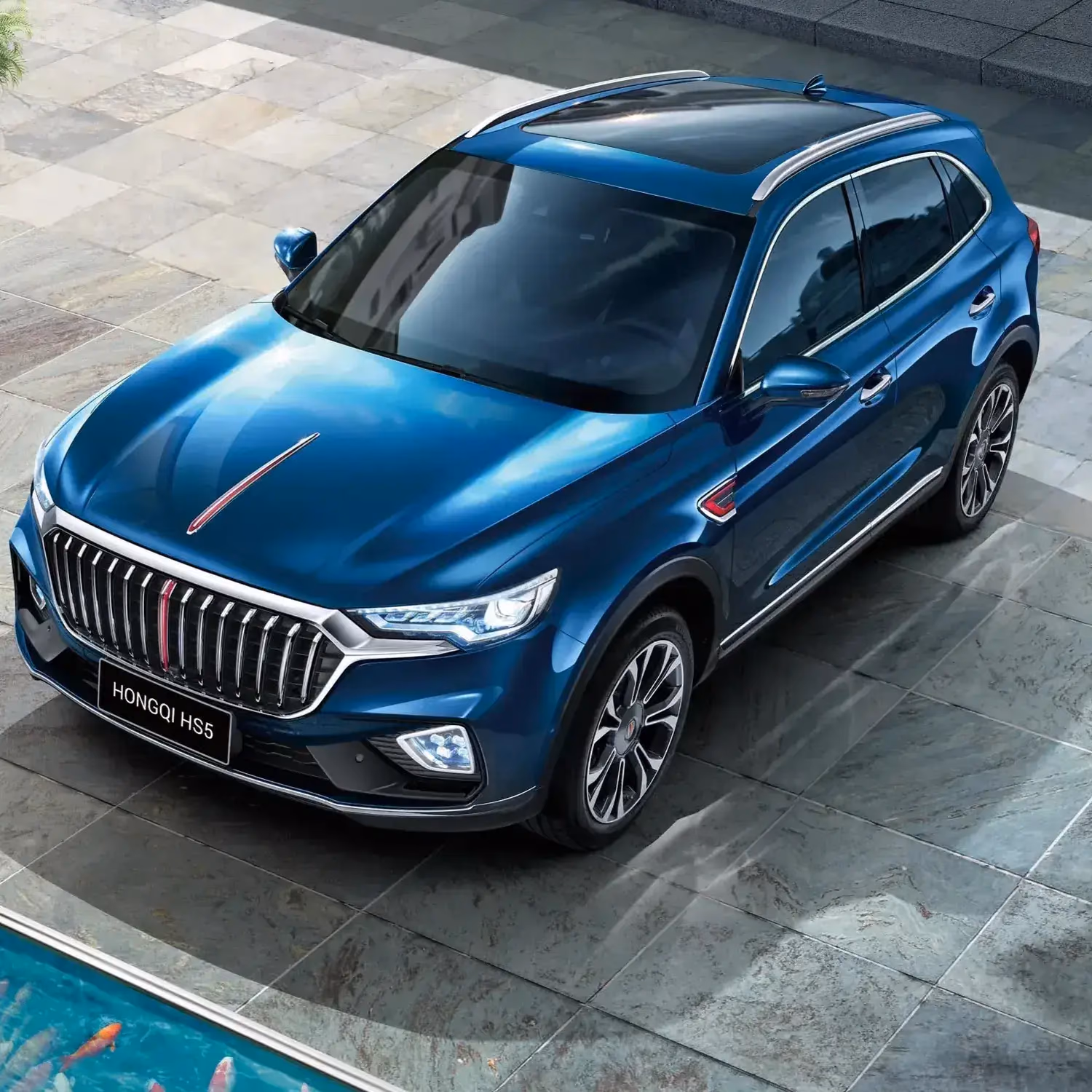 Синий HONGQI HS5 в студии, вид сверху в три четверти