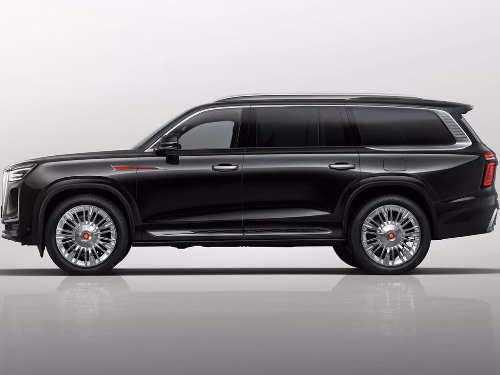 Hongqi LS7 2022 — профиль слева