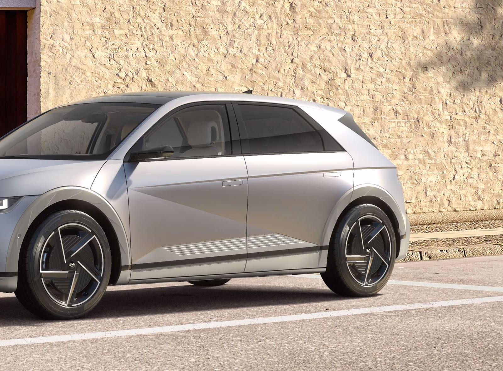 Hyundai IONIQ 5 в профиль